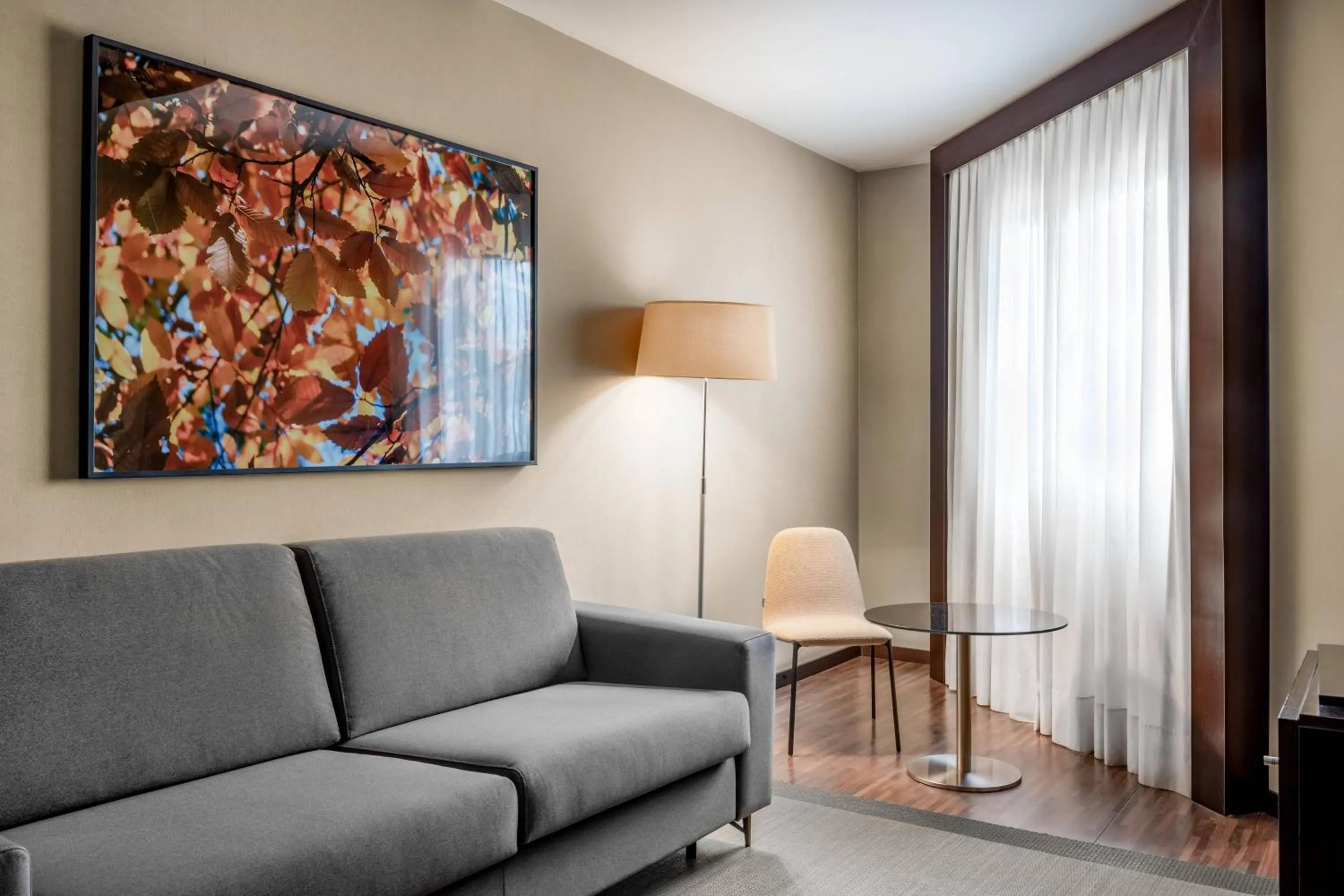 Living room in AC Hotel Oviedo Fórum by Marriott