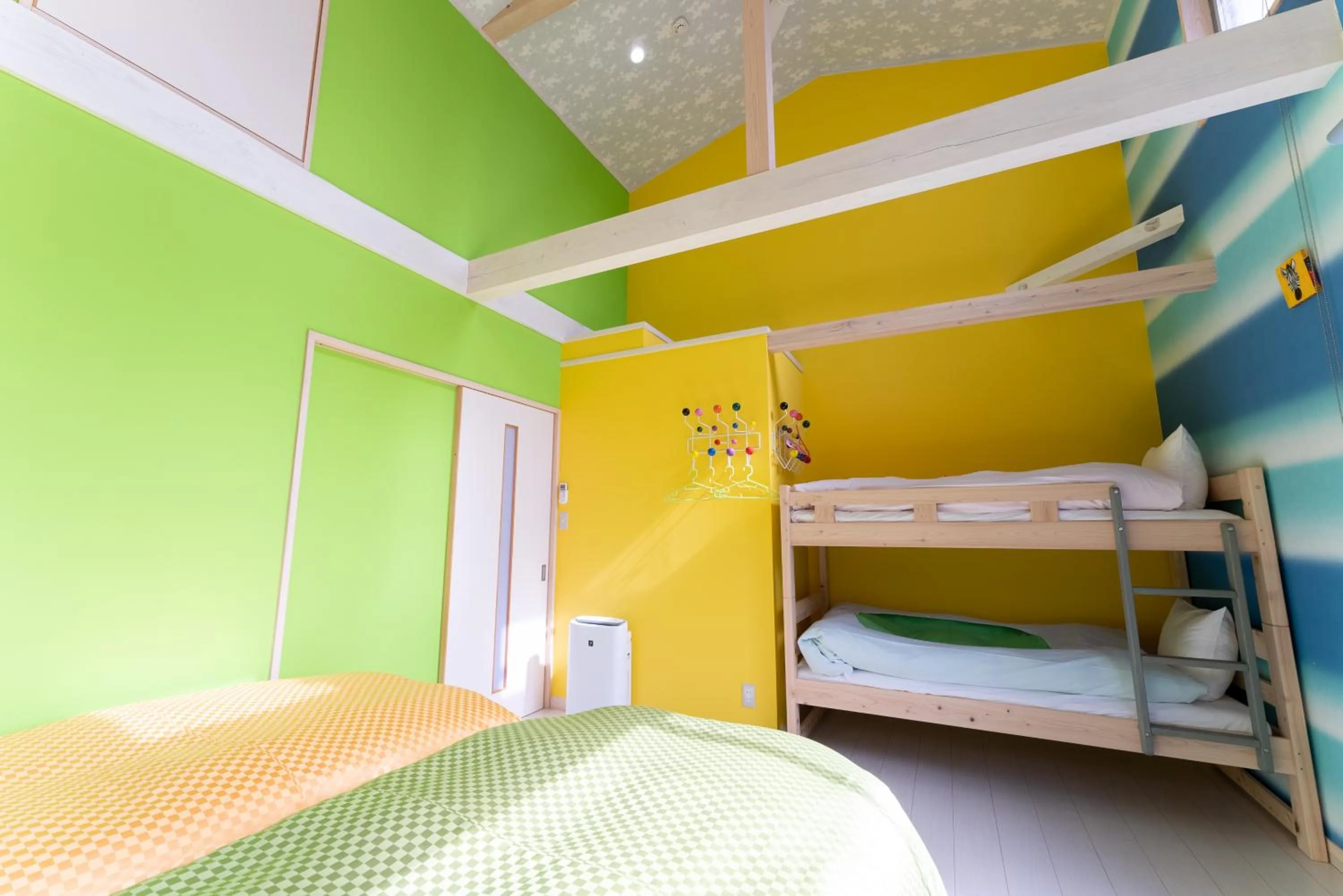 Bedroom, Bed in ビタミンハウス伊豆高原 - vitaminhouse IZUKOGEN