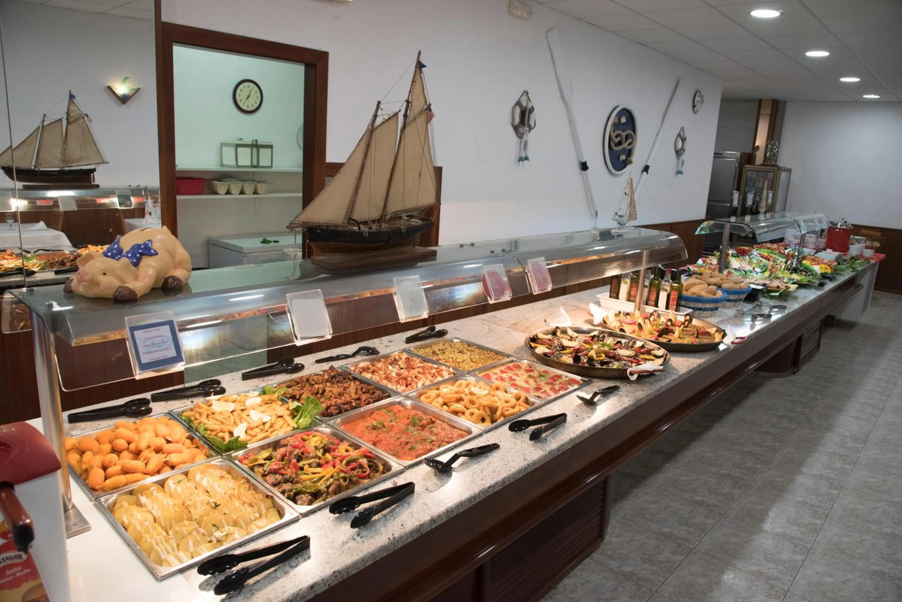 Food and drinks in Hotel Internacional