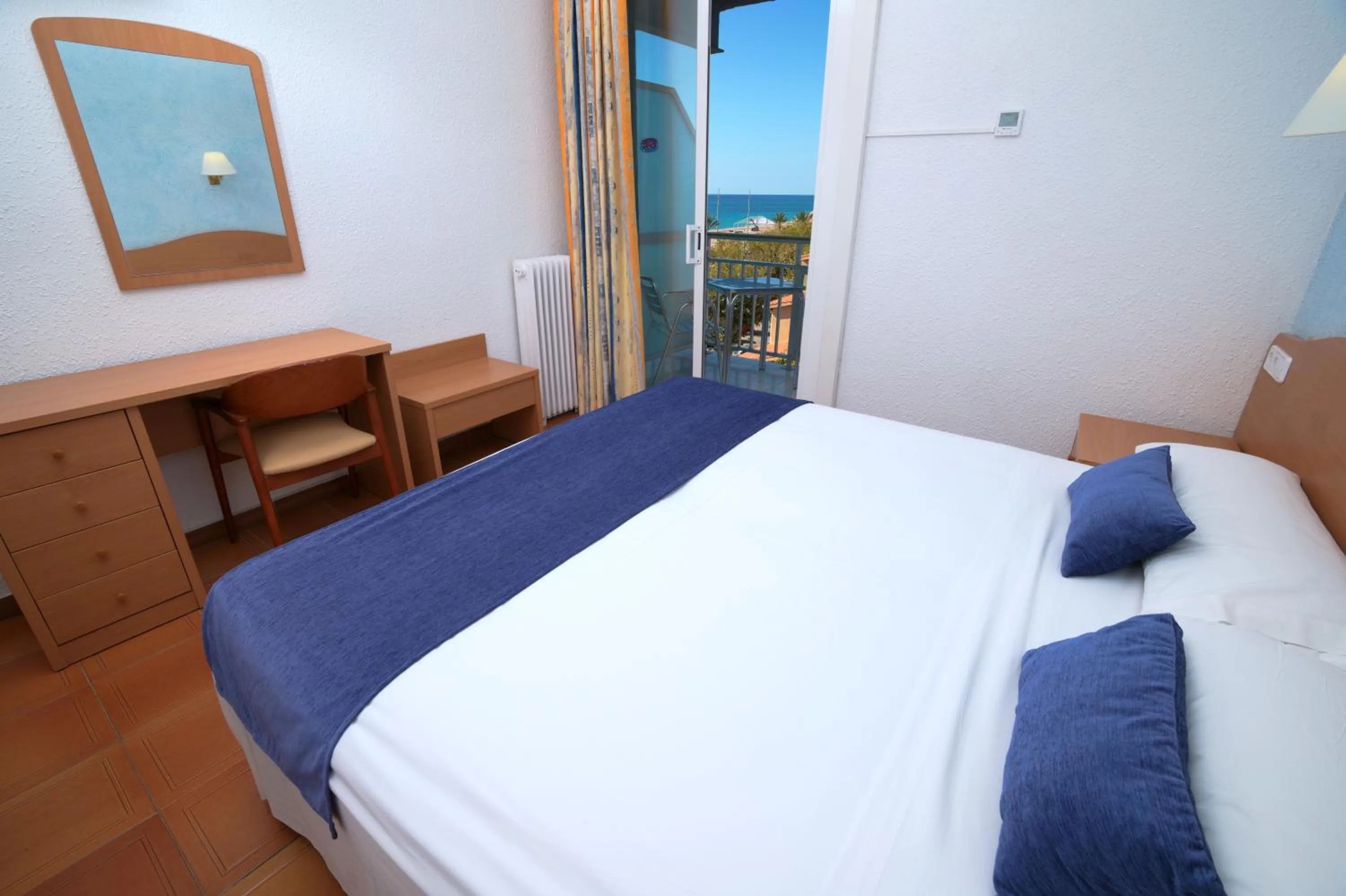 Double or Twin Room with Sea View in Hotel Internacional