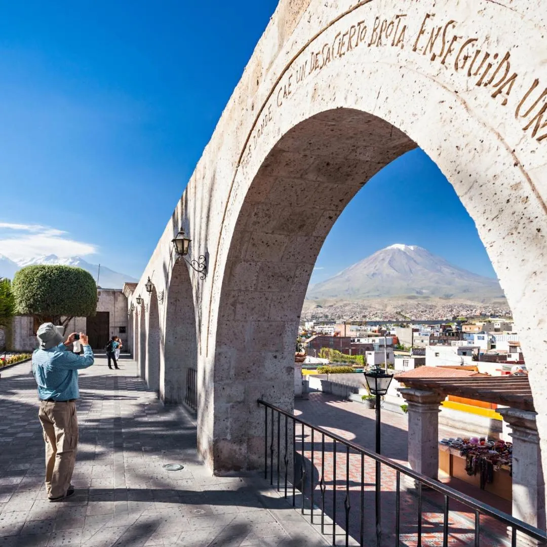 Nearby landmark in La casa de theo