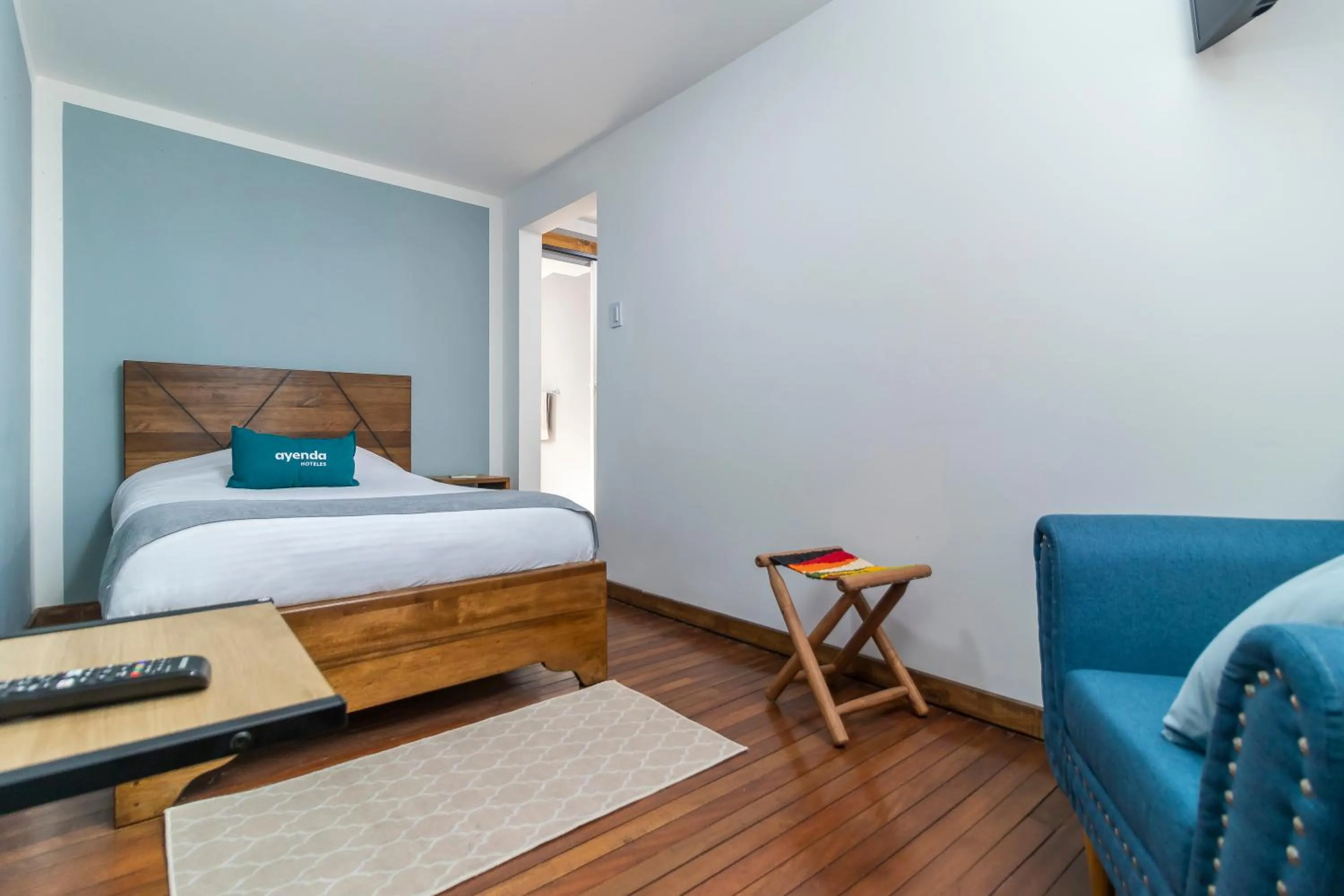 Bed in Corazon del Molino Corferias Bogota- Embajada Americana