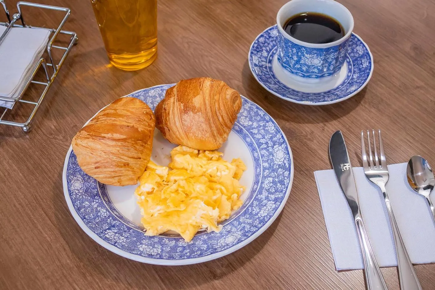 Food and drinks in Corazon del Molino Corferias Bogota- Embajada Americana
