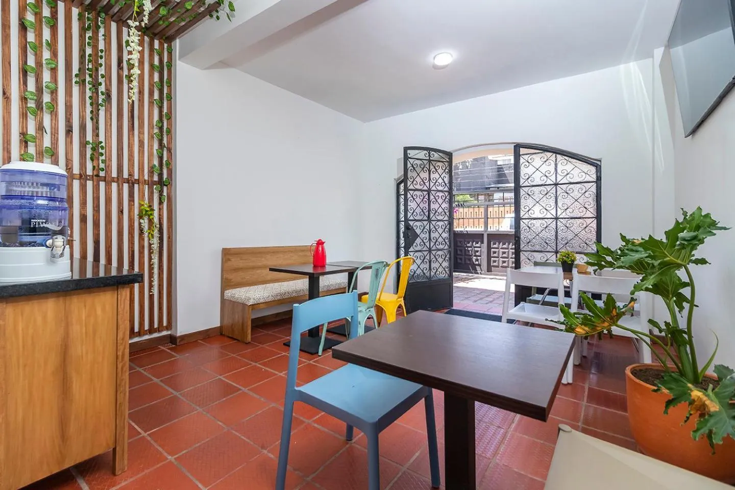 TV and multimedia in Corazon del Molino Corferias Bogota- Embajada Americana