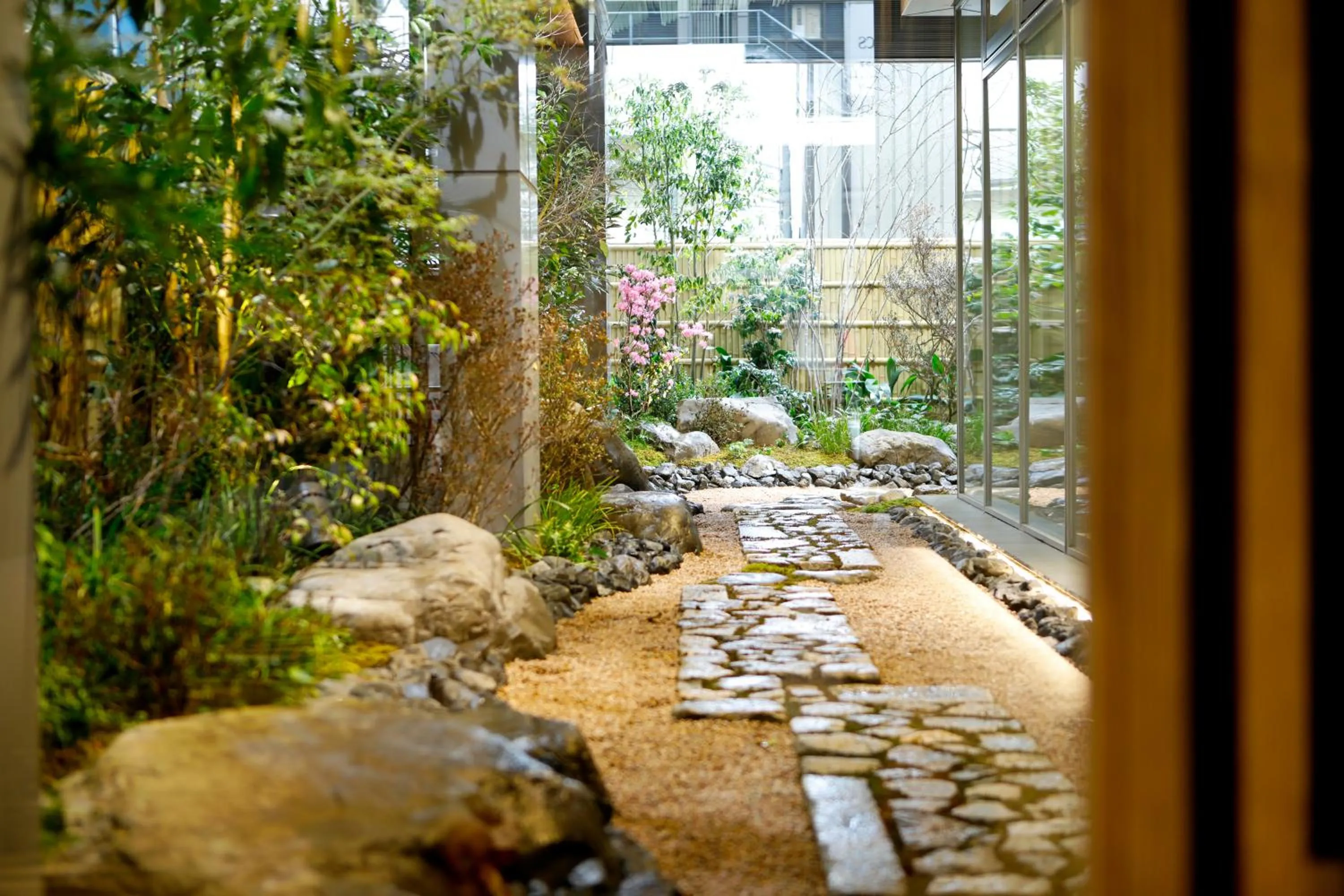 Garden in Travelodge Kyoto Shijo Kawaramachi