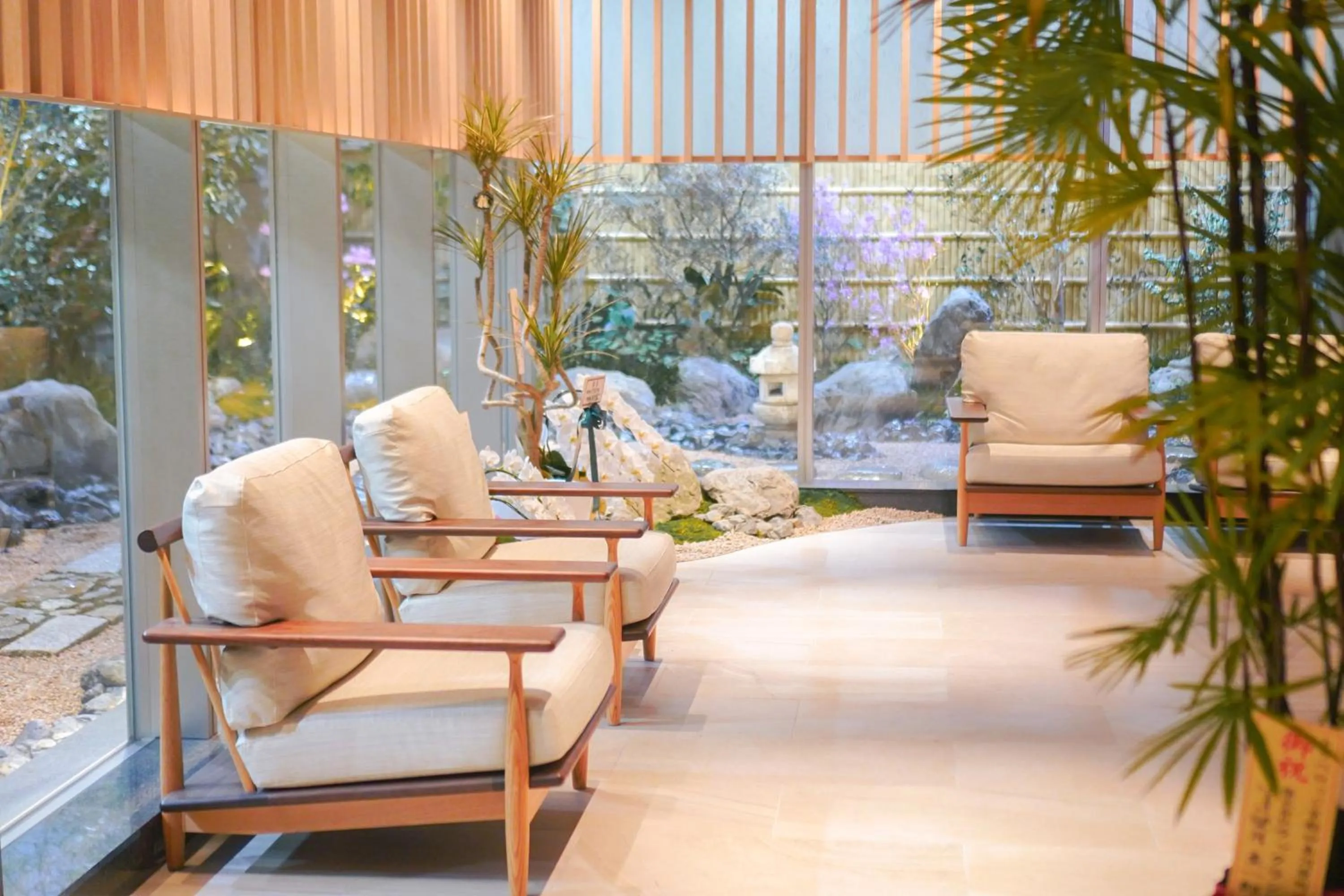 Lobby or reception in Travelodge Kyoto Shijo Kawaramachi