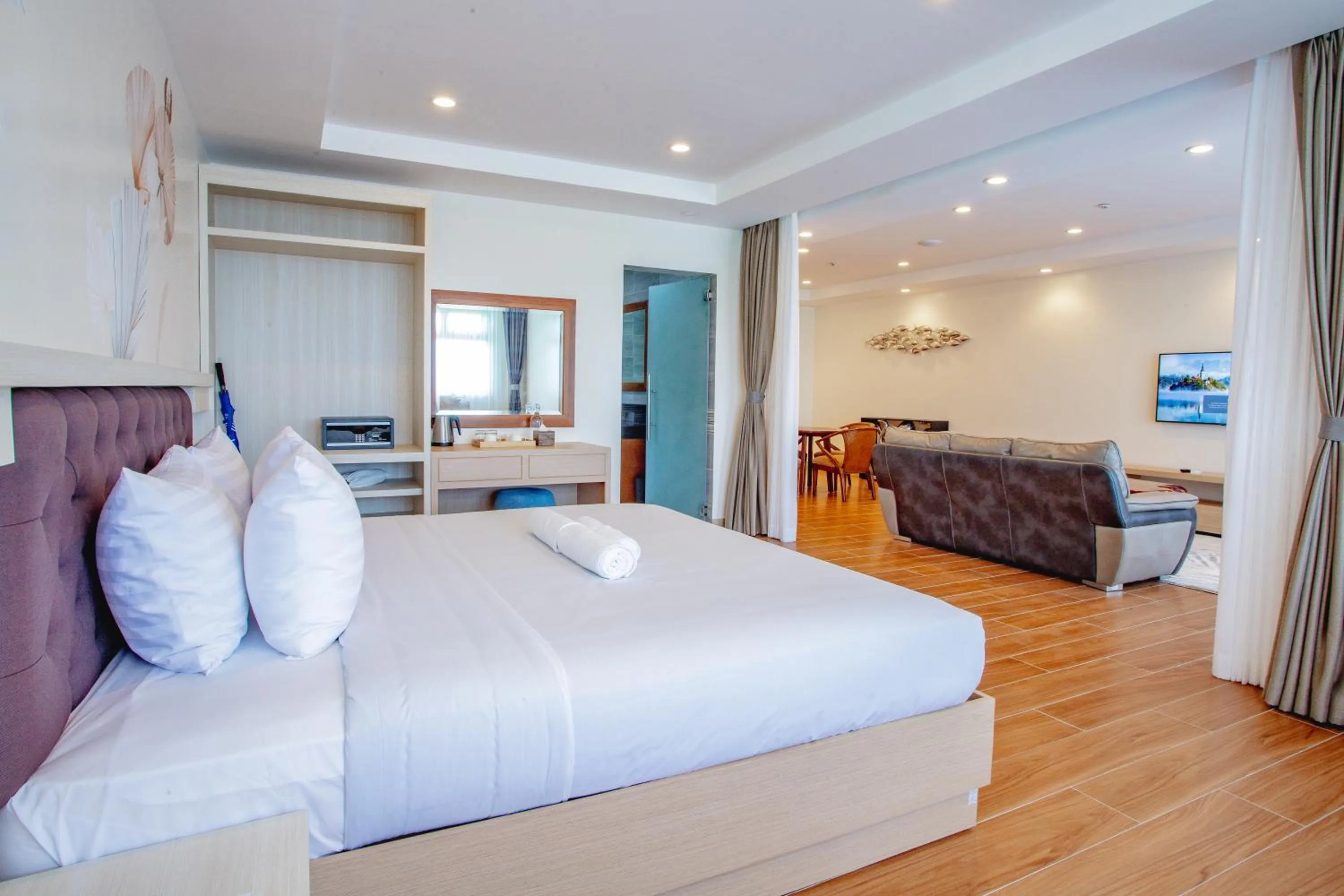 Photo of the whole room, Bed in Ora Beach Resort