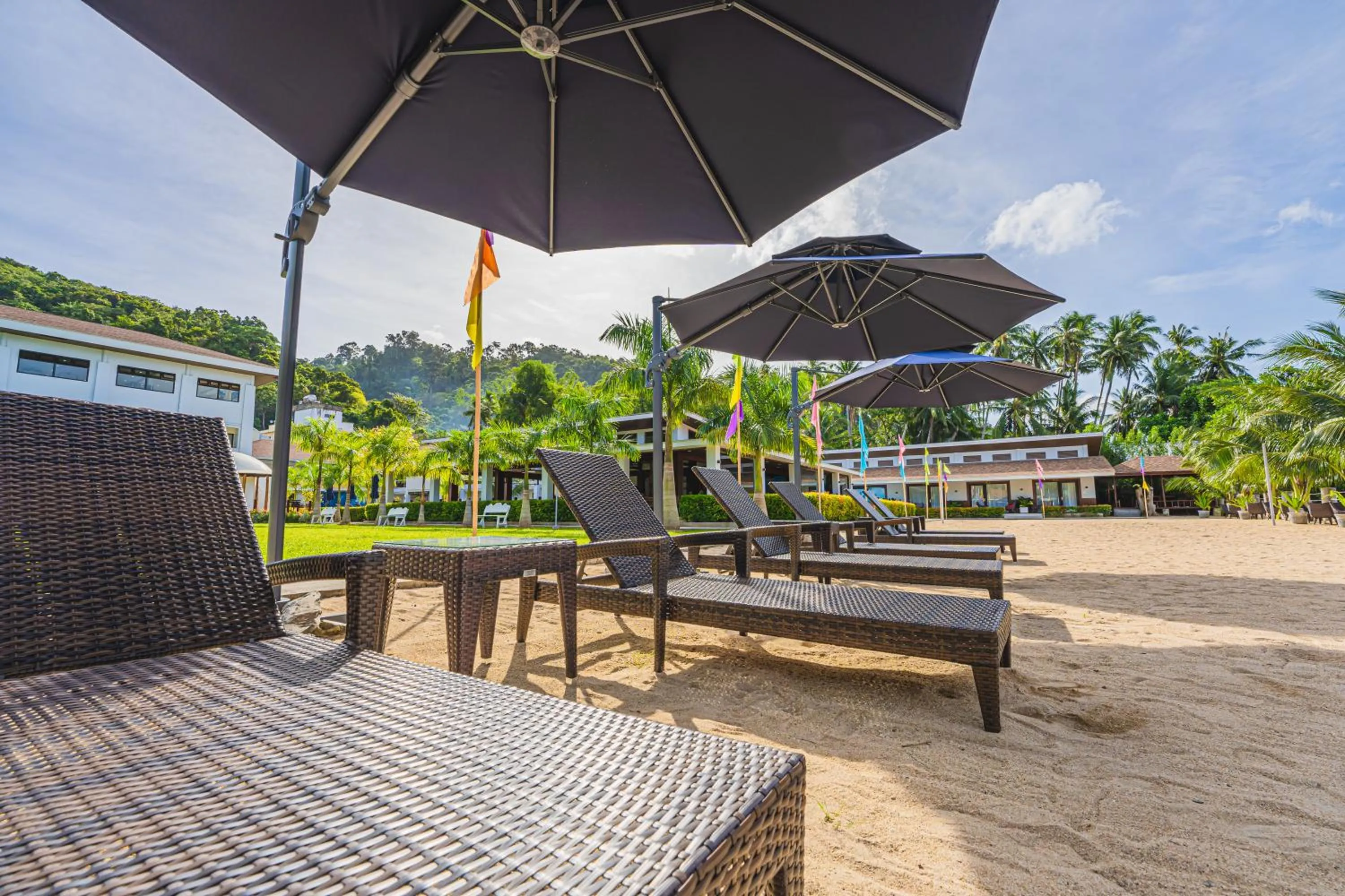 Beach in Ora Beach Resort