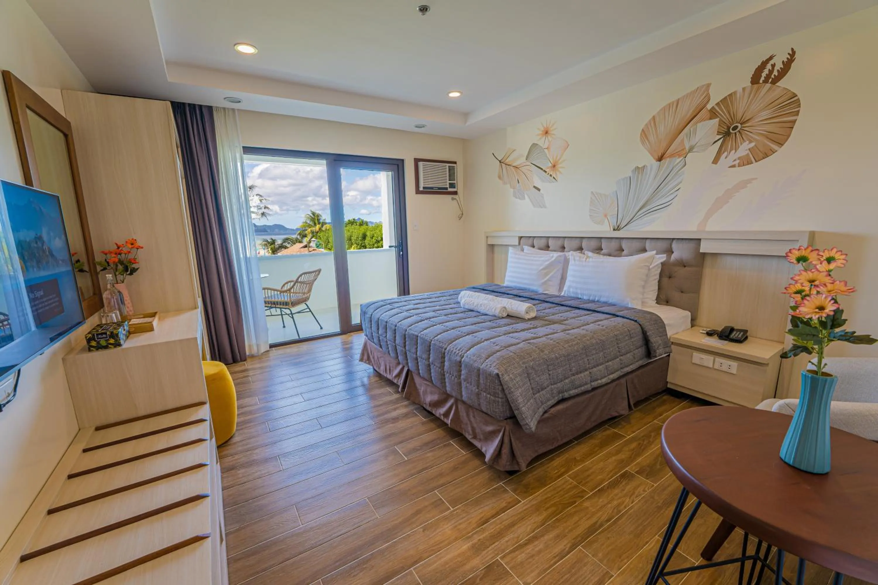 Photo of the whole room, Bed in Ora Beach Resort