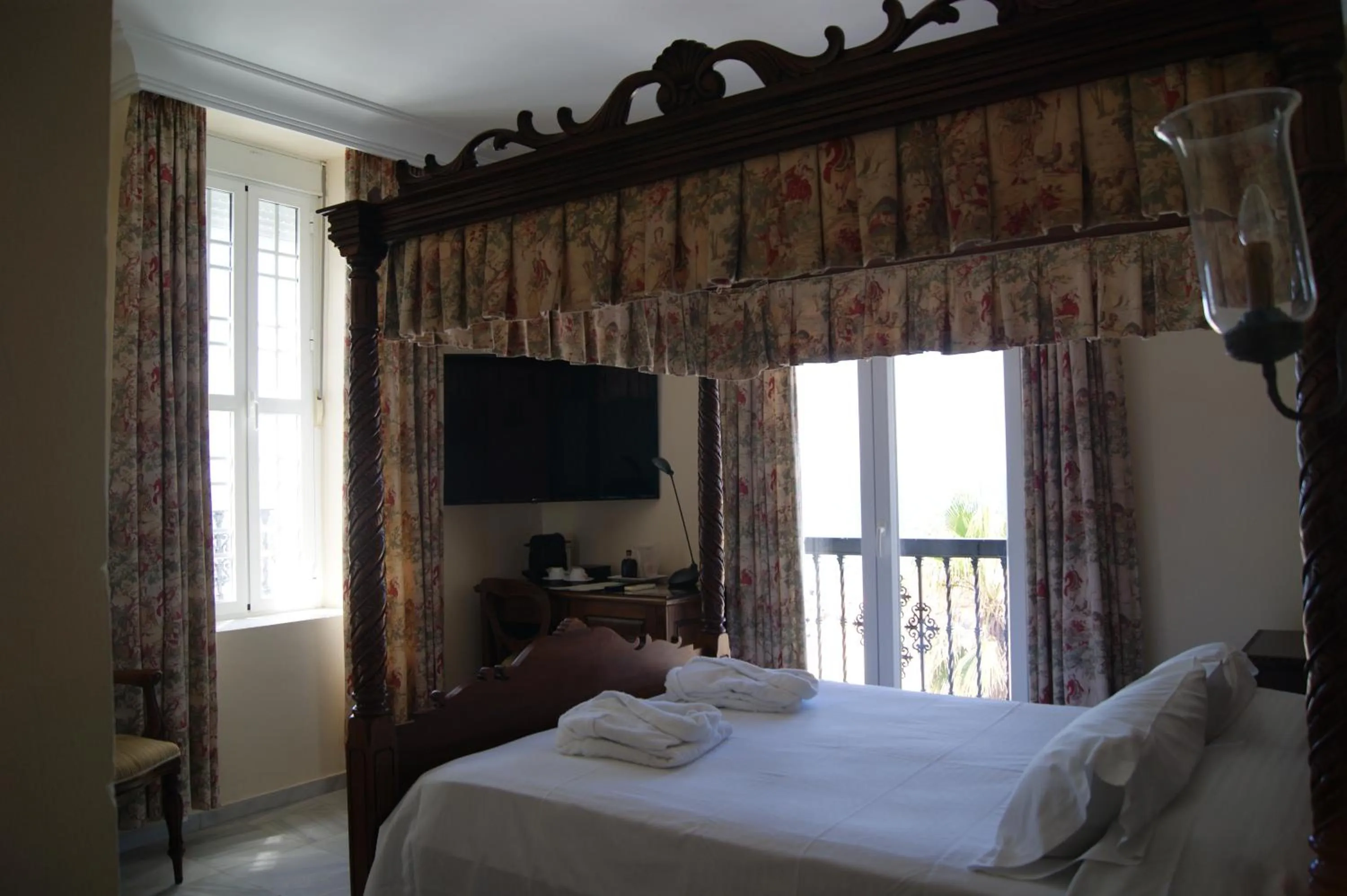 Photo of the whole room, Bed in Hotel Playa de Regla