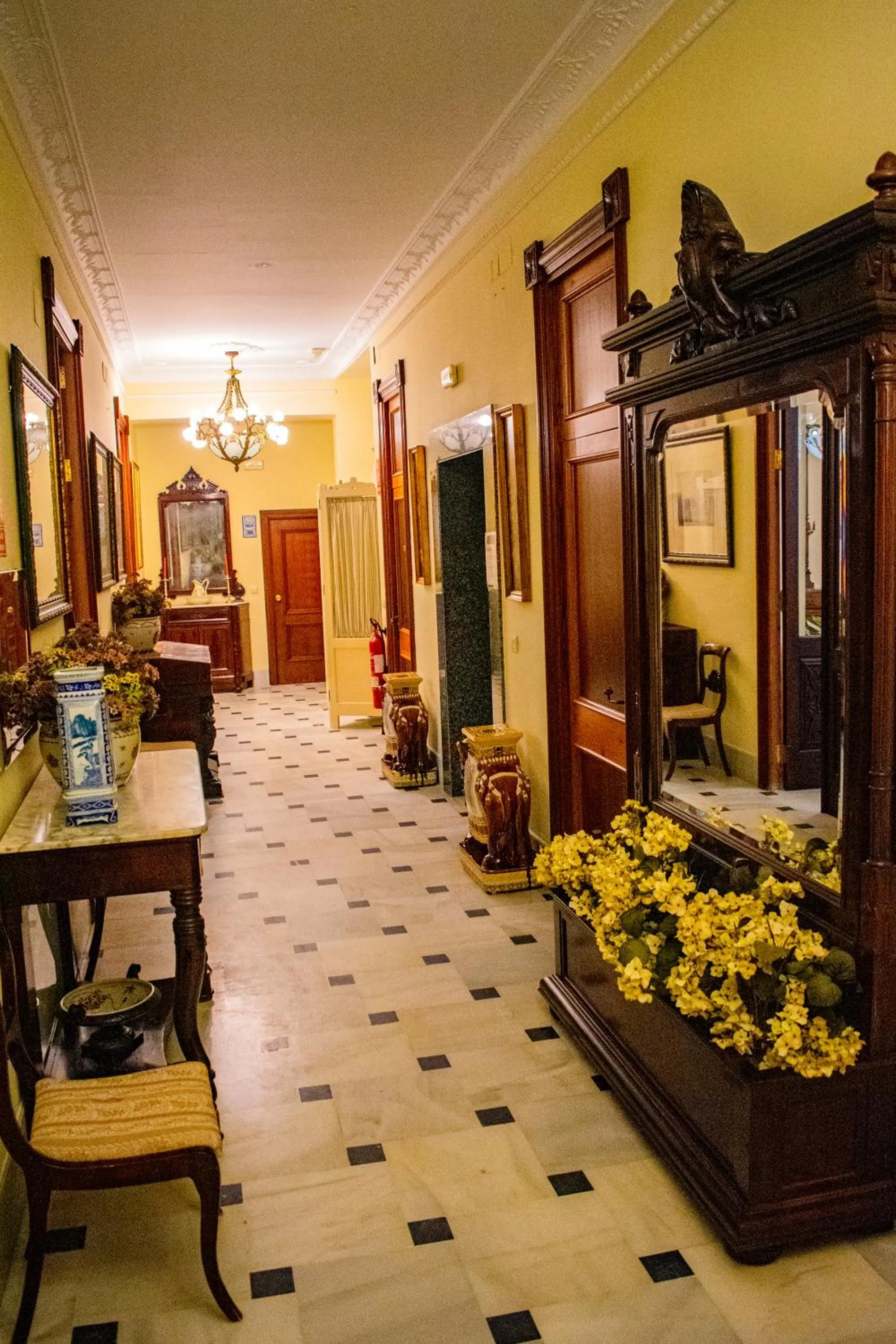Decorative detail in Hotel Playa de Regla