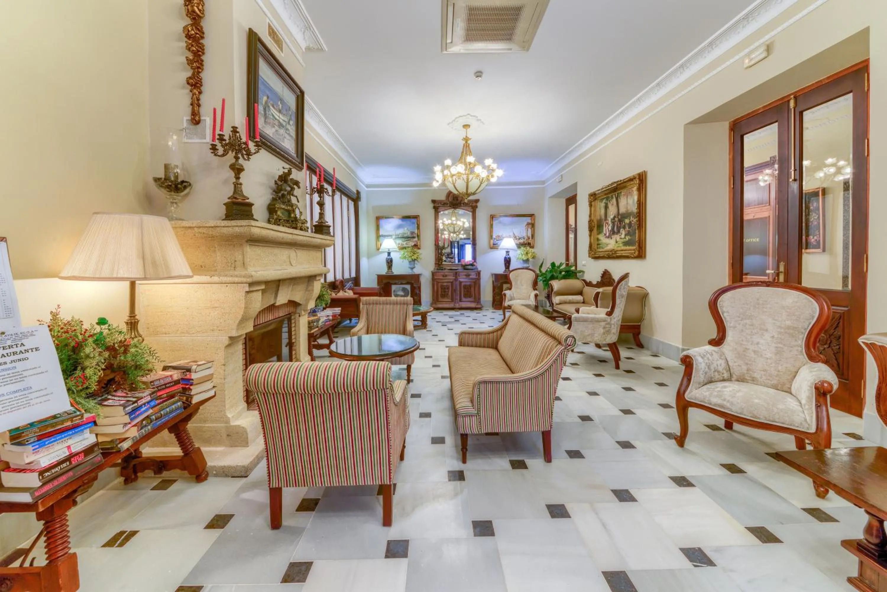 Living room in Hotel Playa de Regla