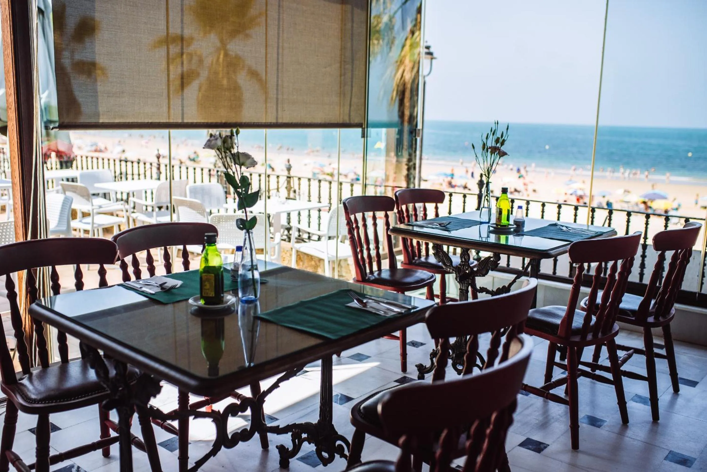 Lounge or bar in Hotel Playa de Regla