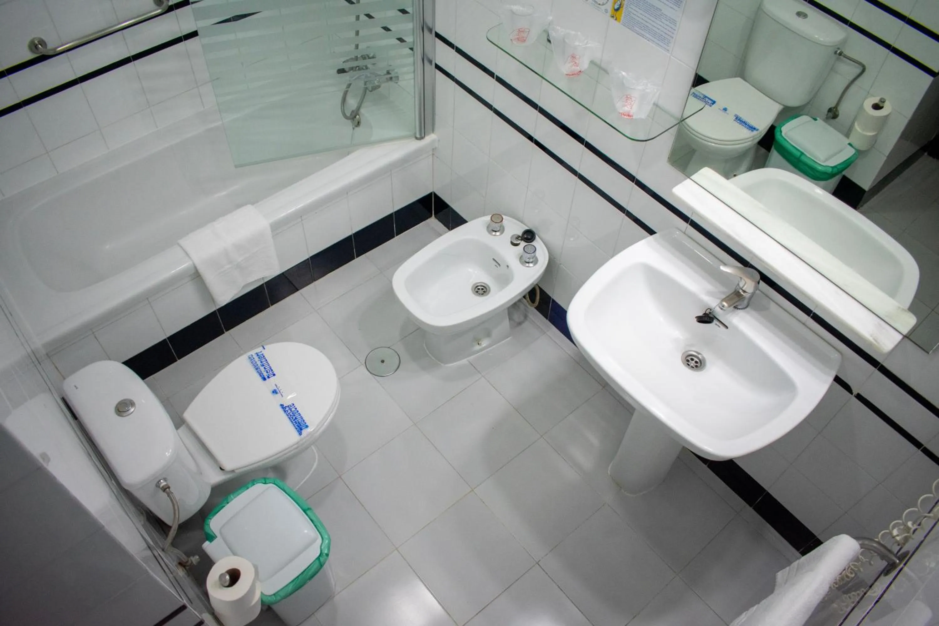 Bathroom in Hotel Playa de Regla