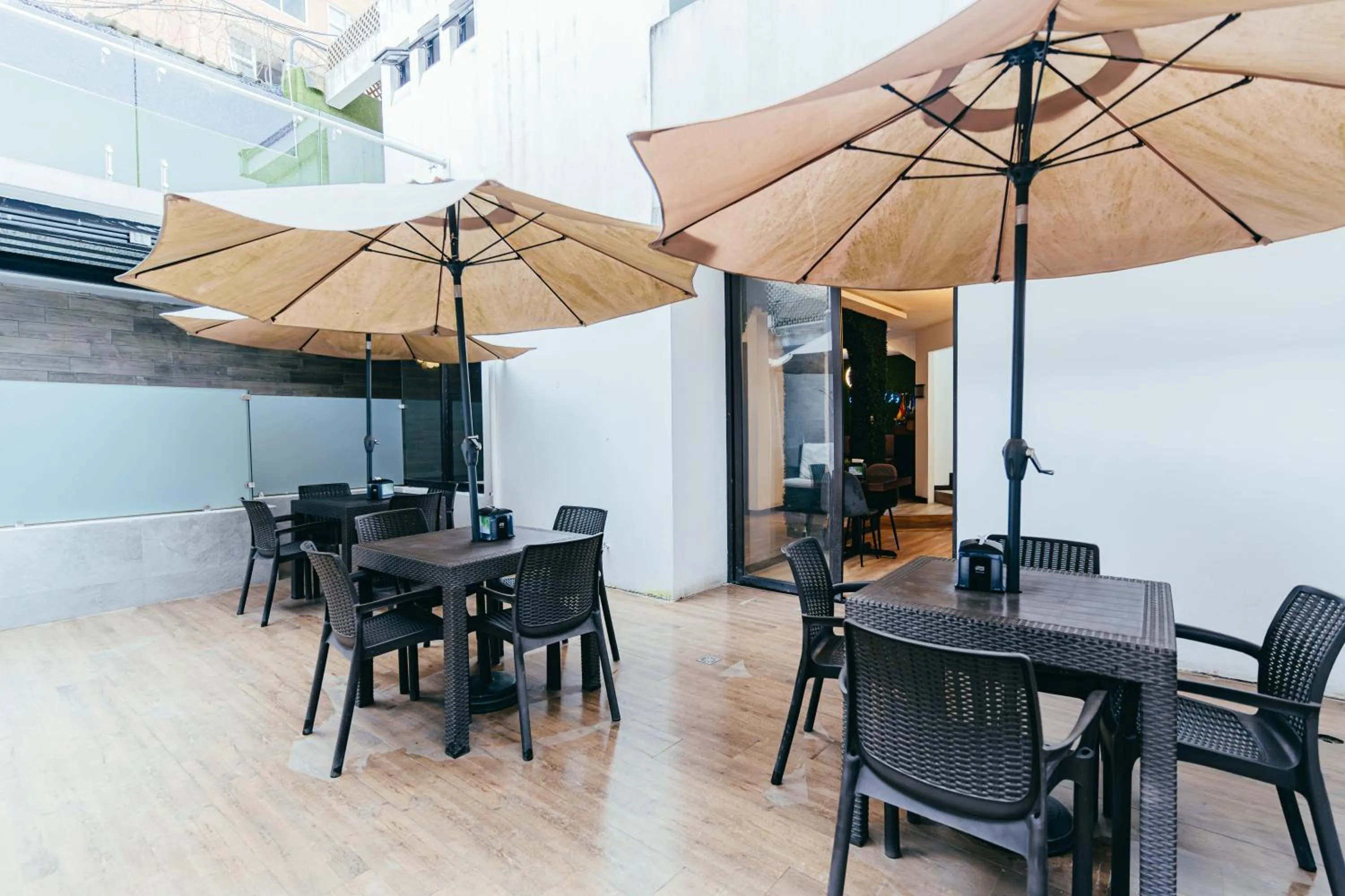 Restaurant/places to eat in Hotel Villas Santander