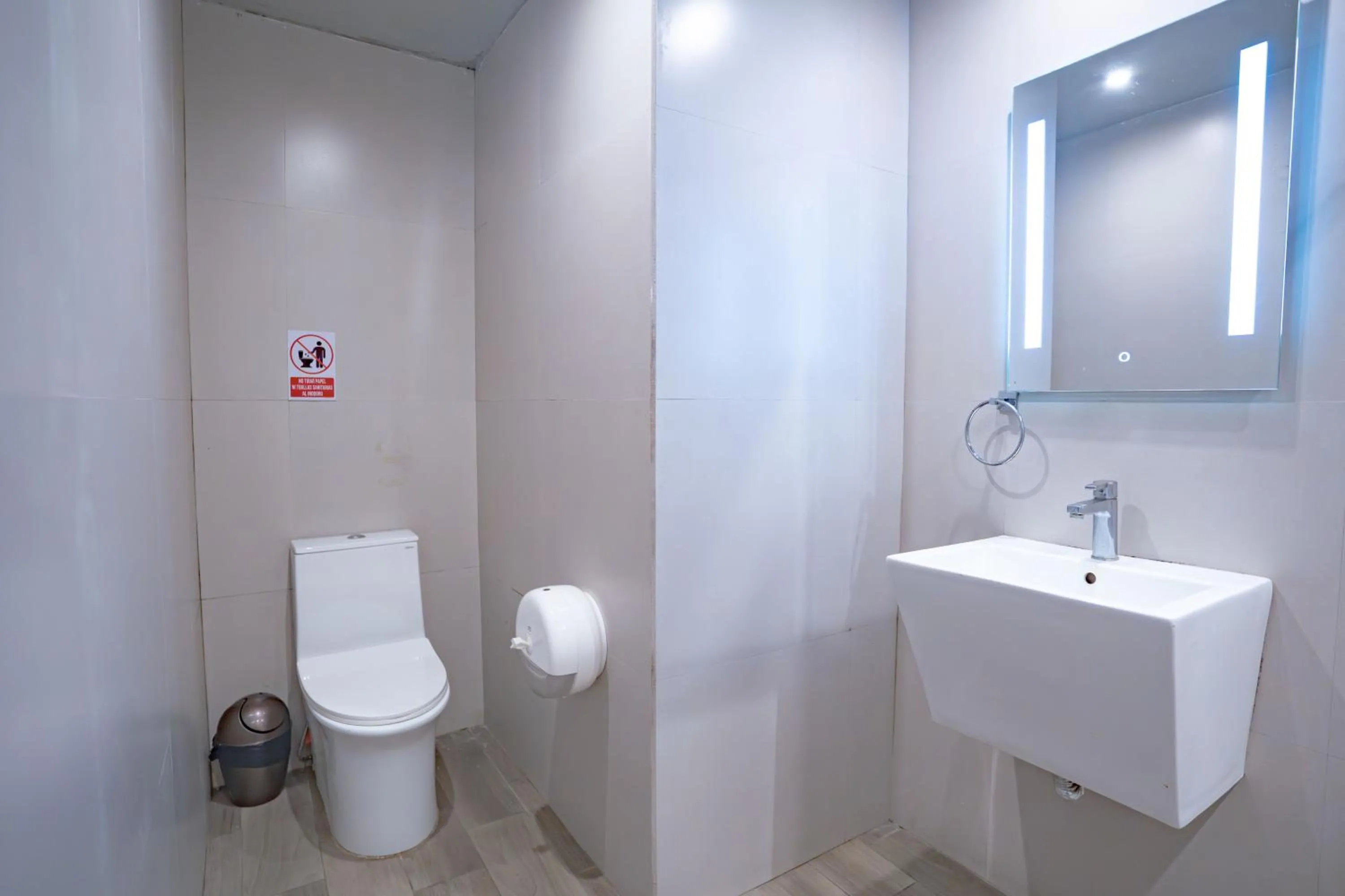 Bathroom in Hotel Villas Santander