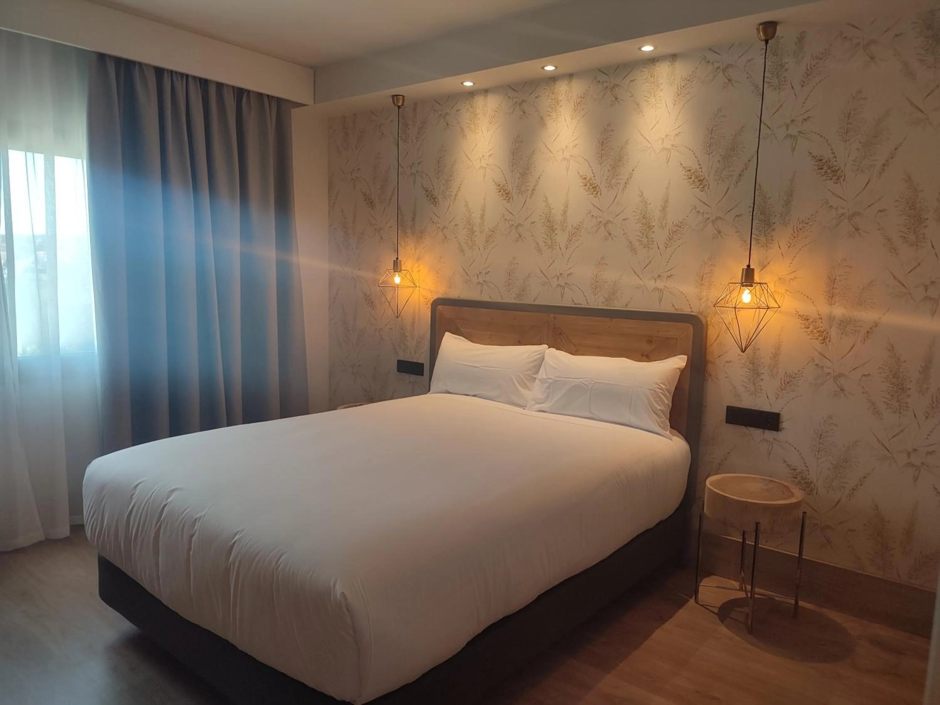 Bed in Hotel Sercotel Cuatro Postes