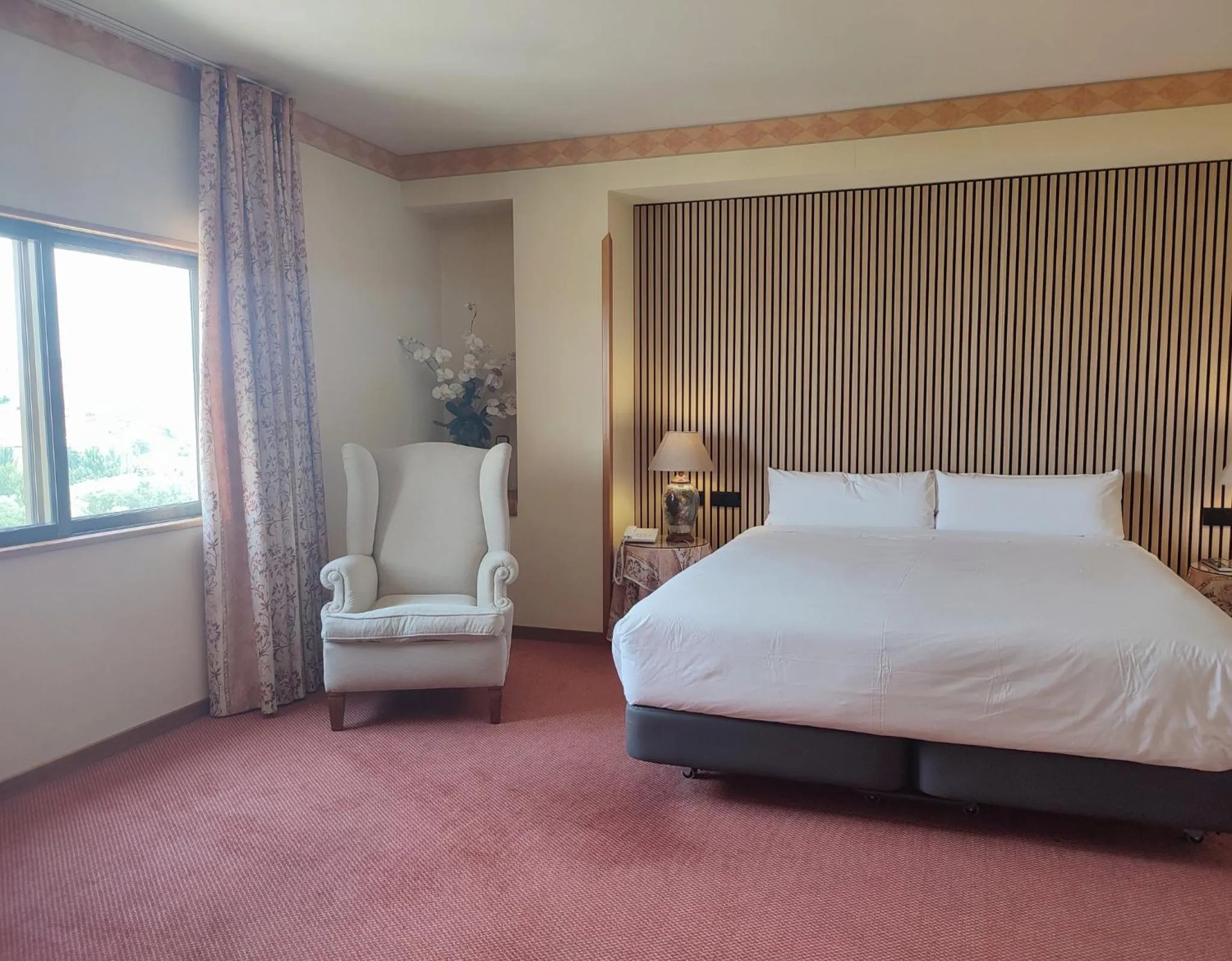 Photo of the whole room, Bed in Hotel Sercotel Cuatro Postes