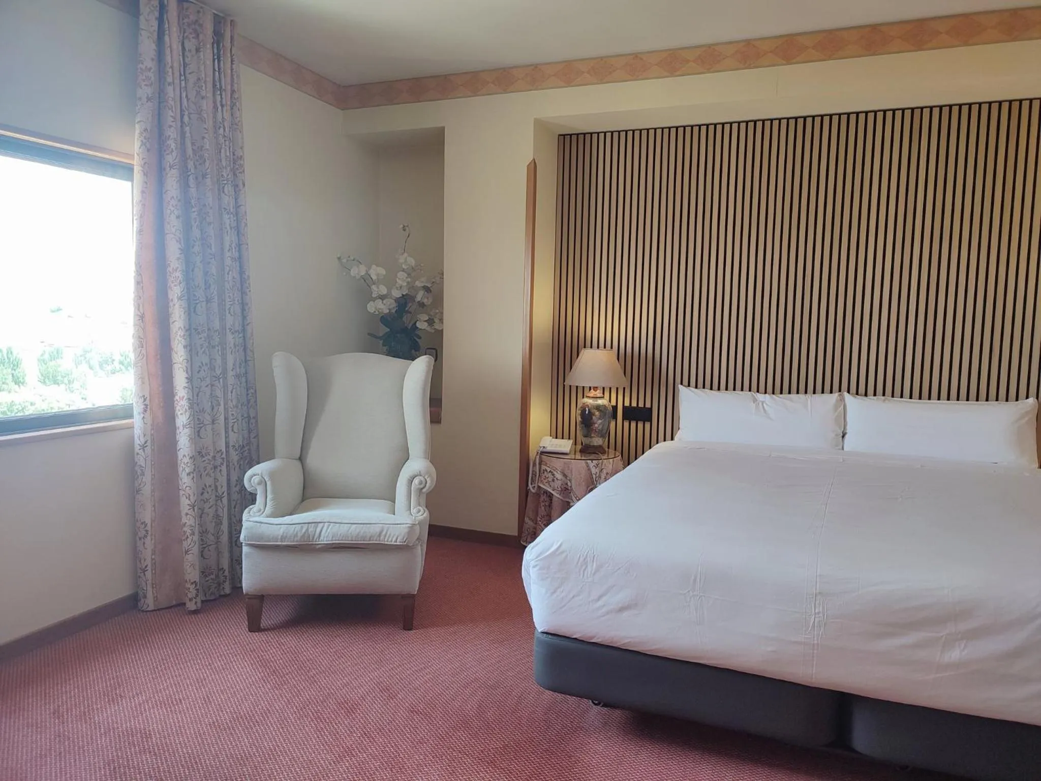 Photo of the whole room, Bed in Hotel Sercotel Cuatro Postes