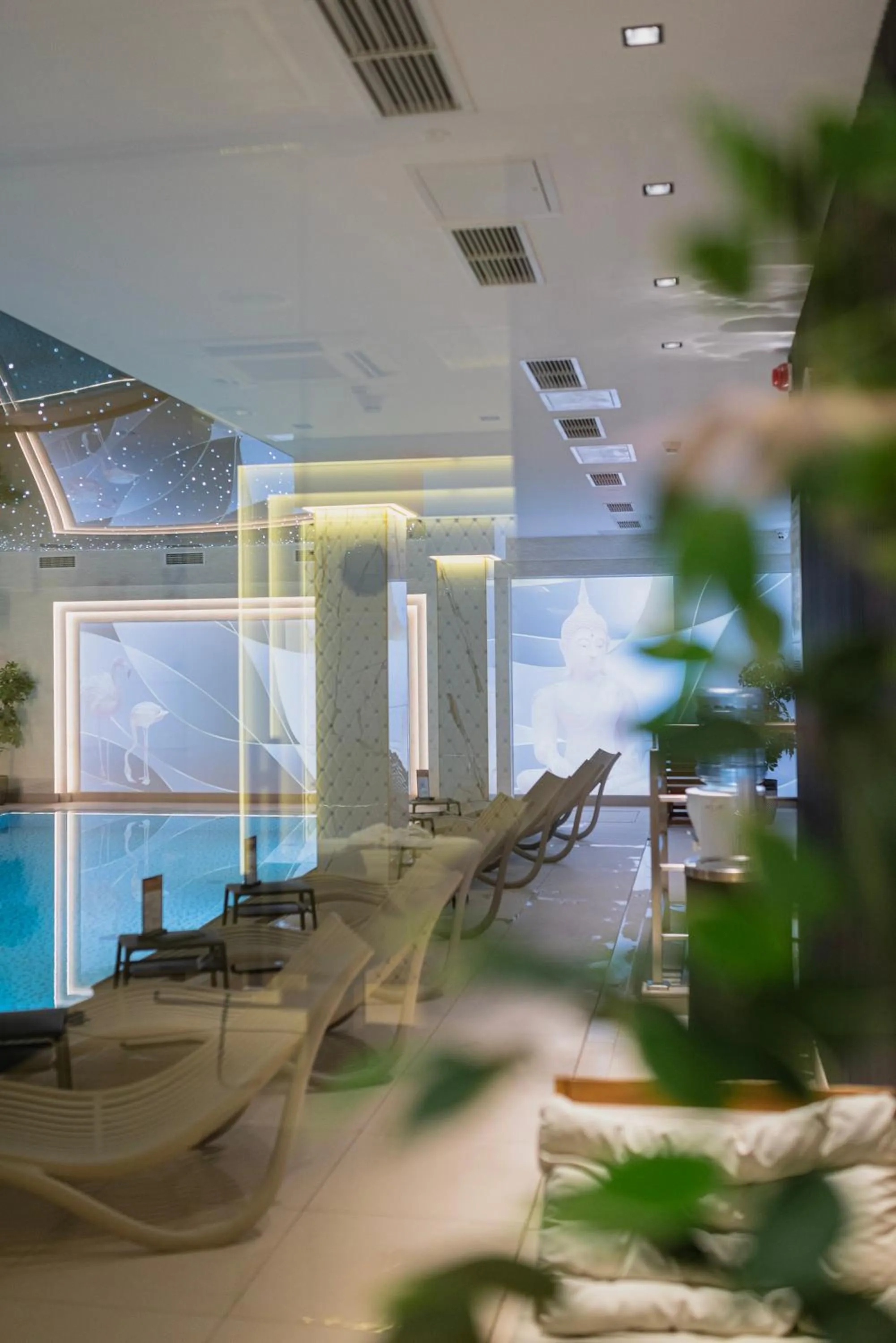 Swimming pool in Stay inn Hotel Warszawa