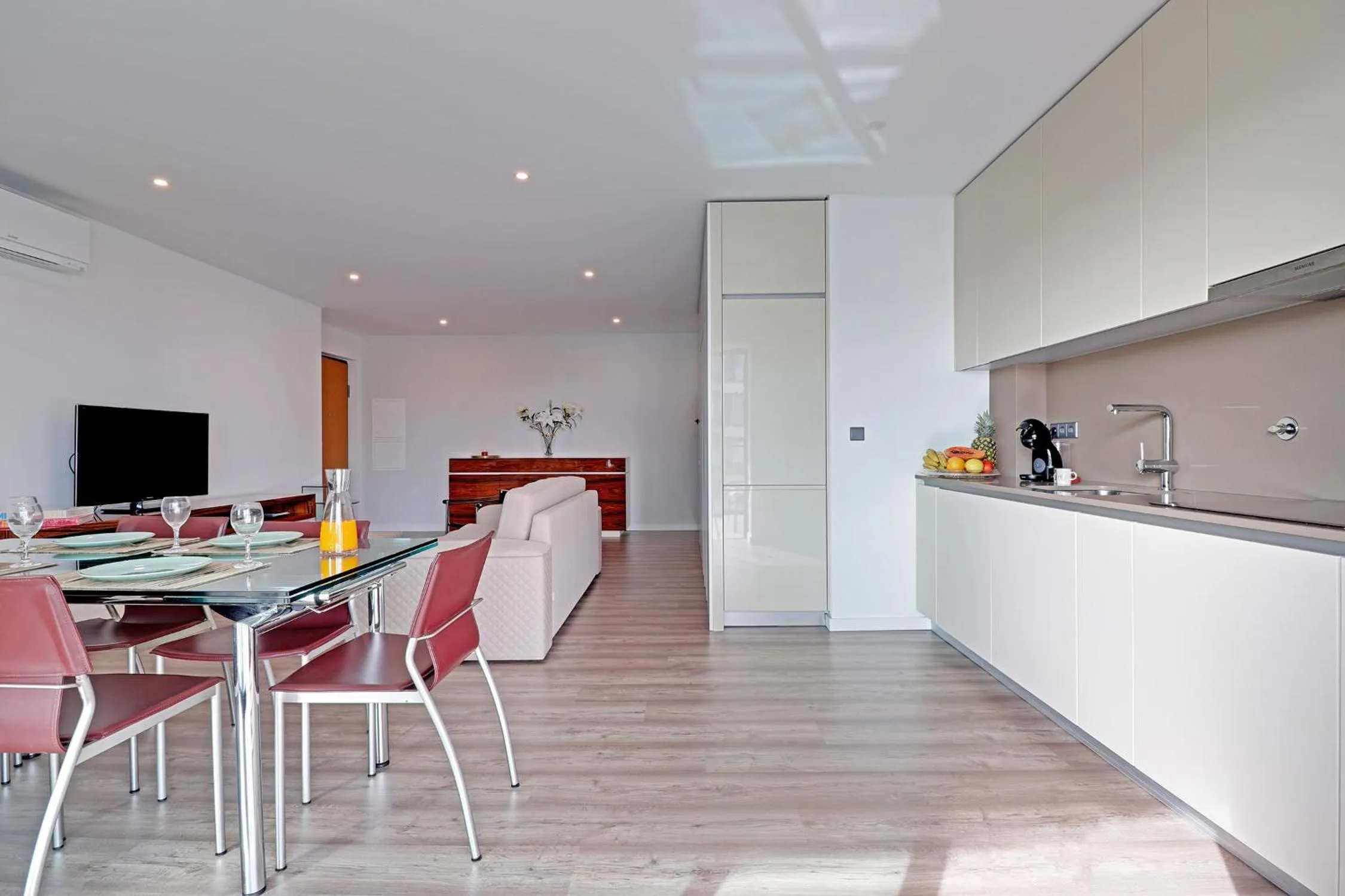 Sky Beach Apartment