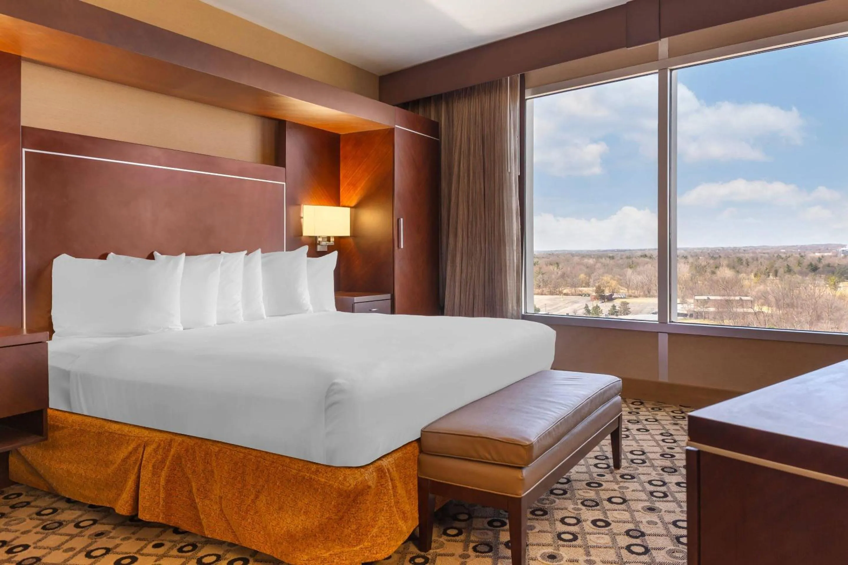 Bedroom, Bed in Radisson Hotel Southfield-Detroit