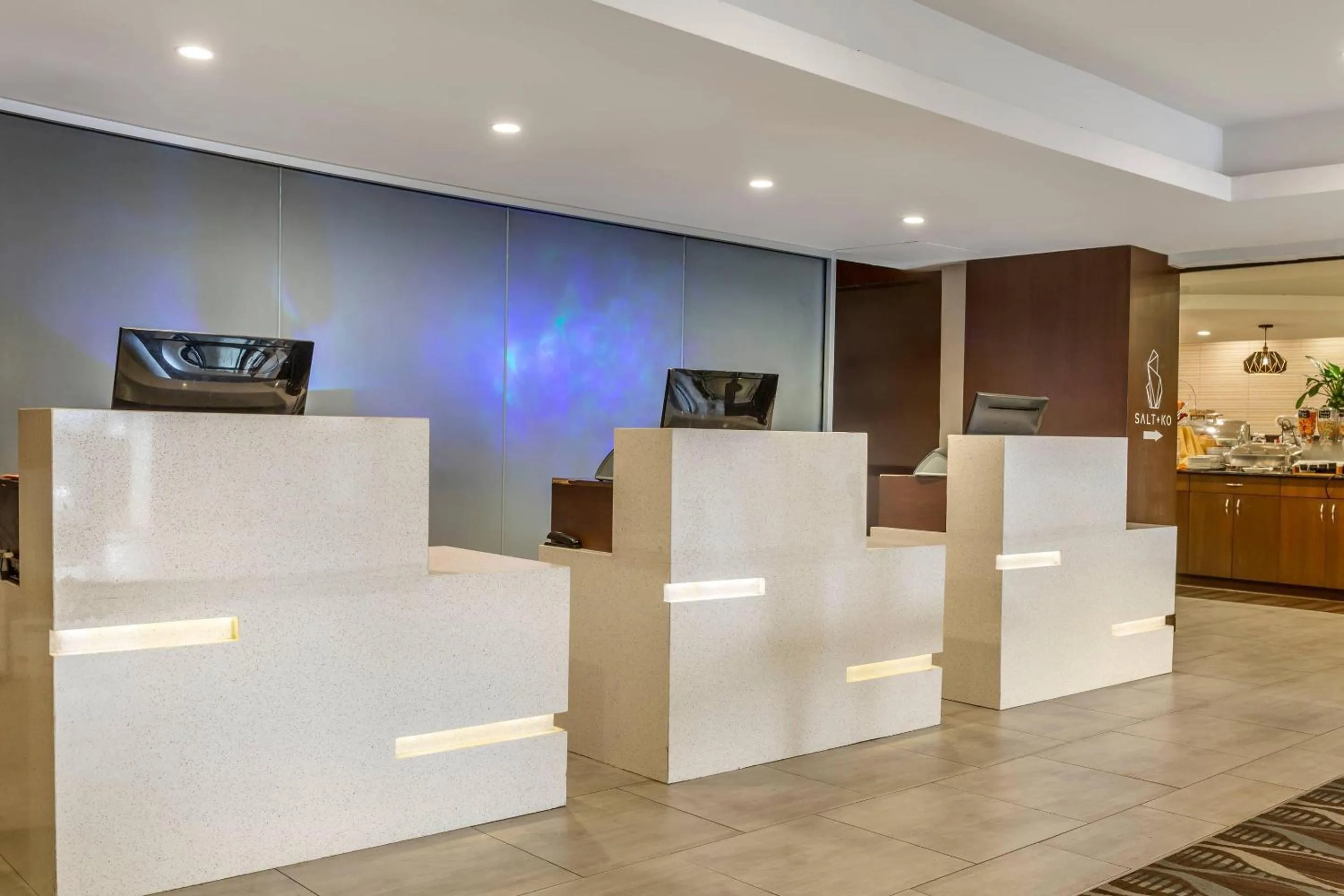 Lobby or reception in Radisson Hotel Southfield-Detroit