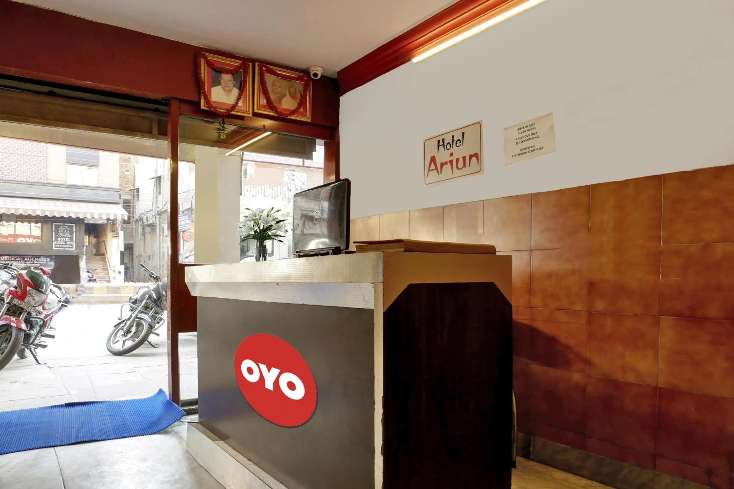 Lobby or reception in Hotel O by OYO Arjun