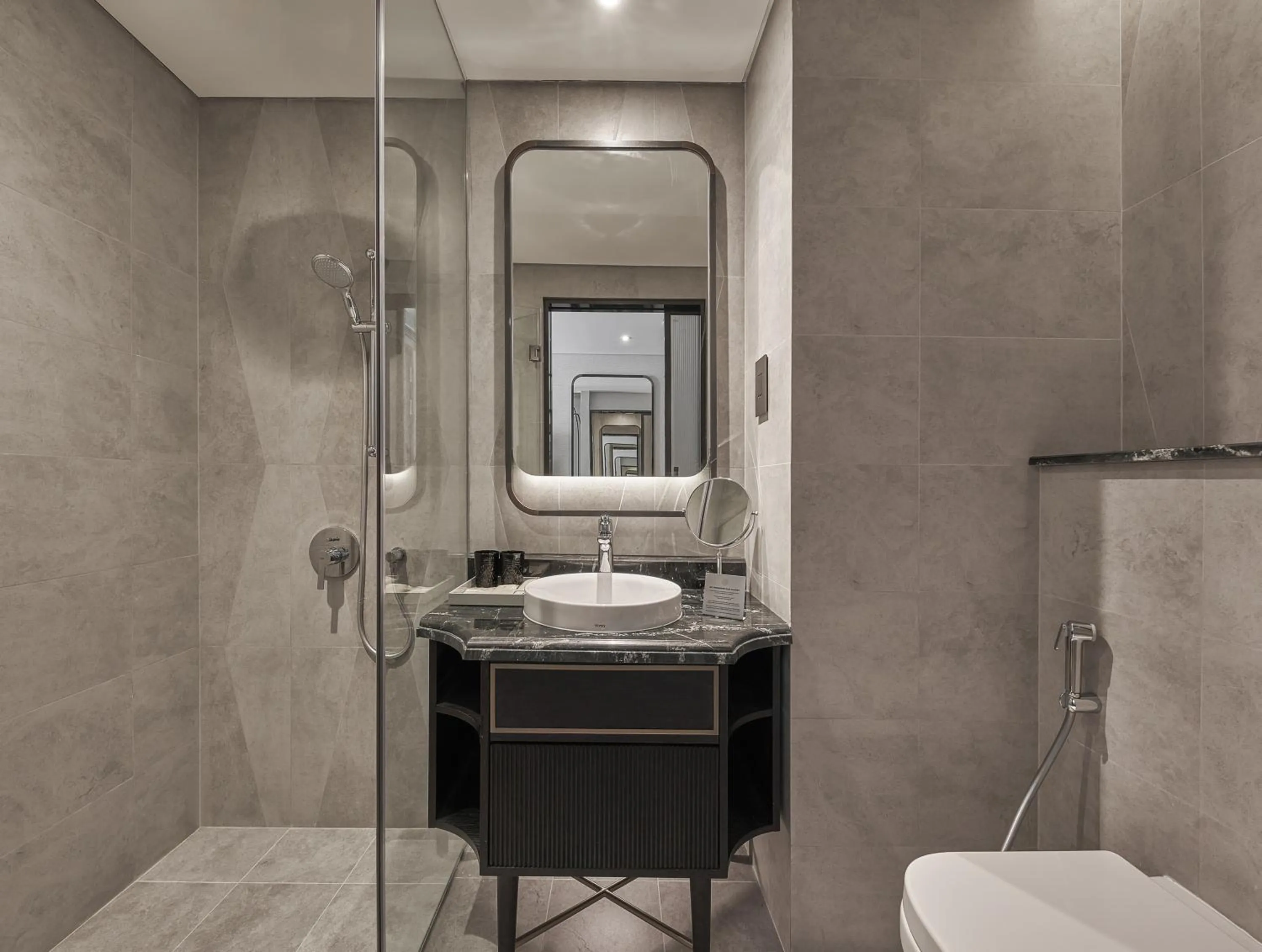 Shower in La Siesta Premium Saigon