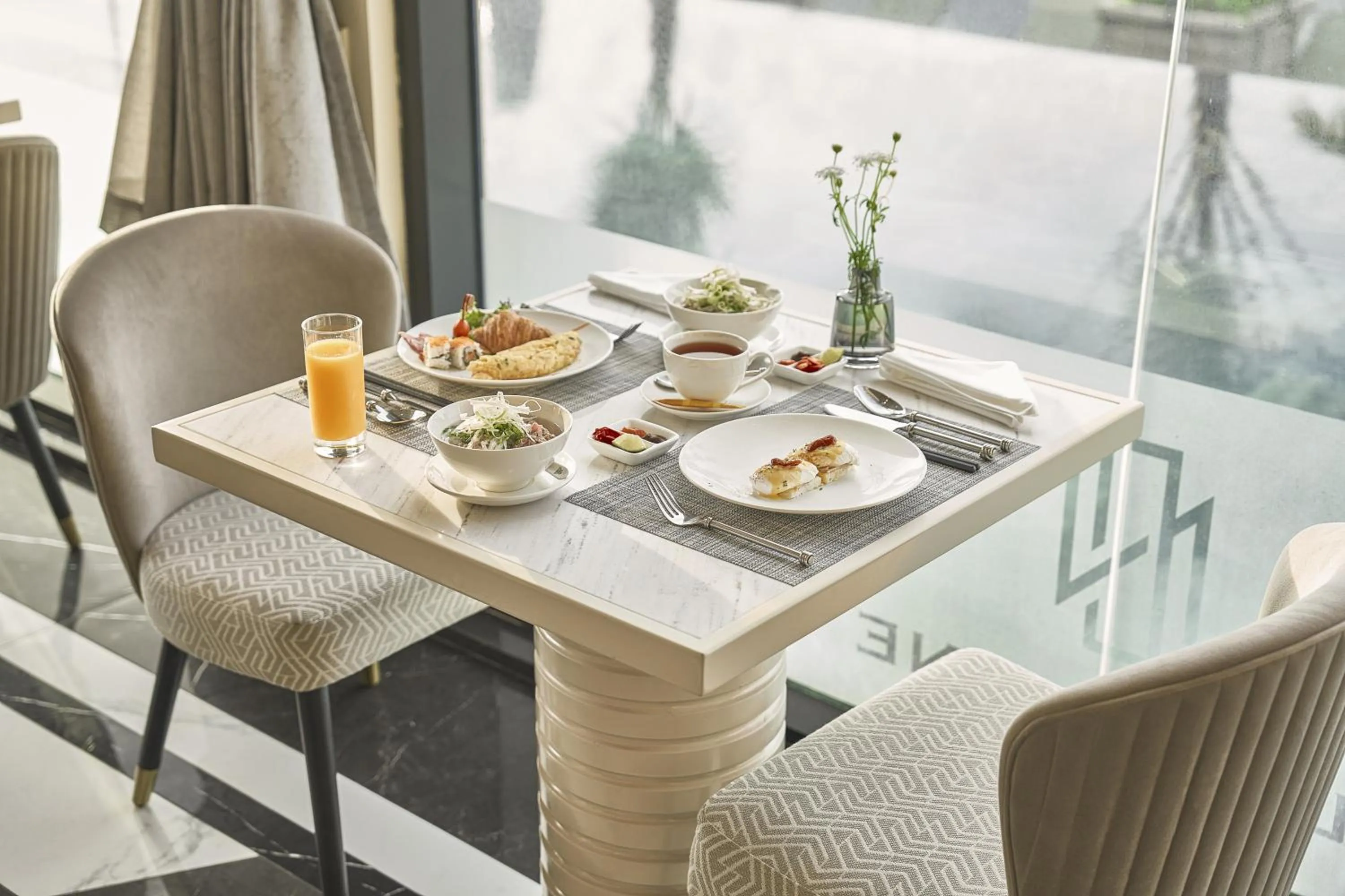 Restaurant/places to eat in La Siesta Premium Saigon