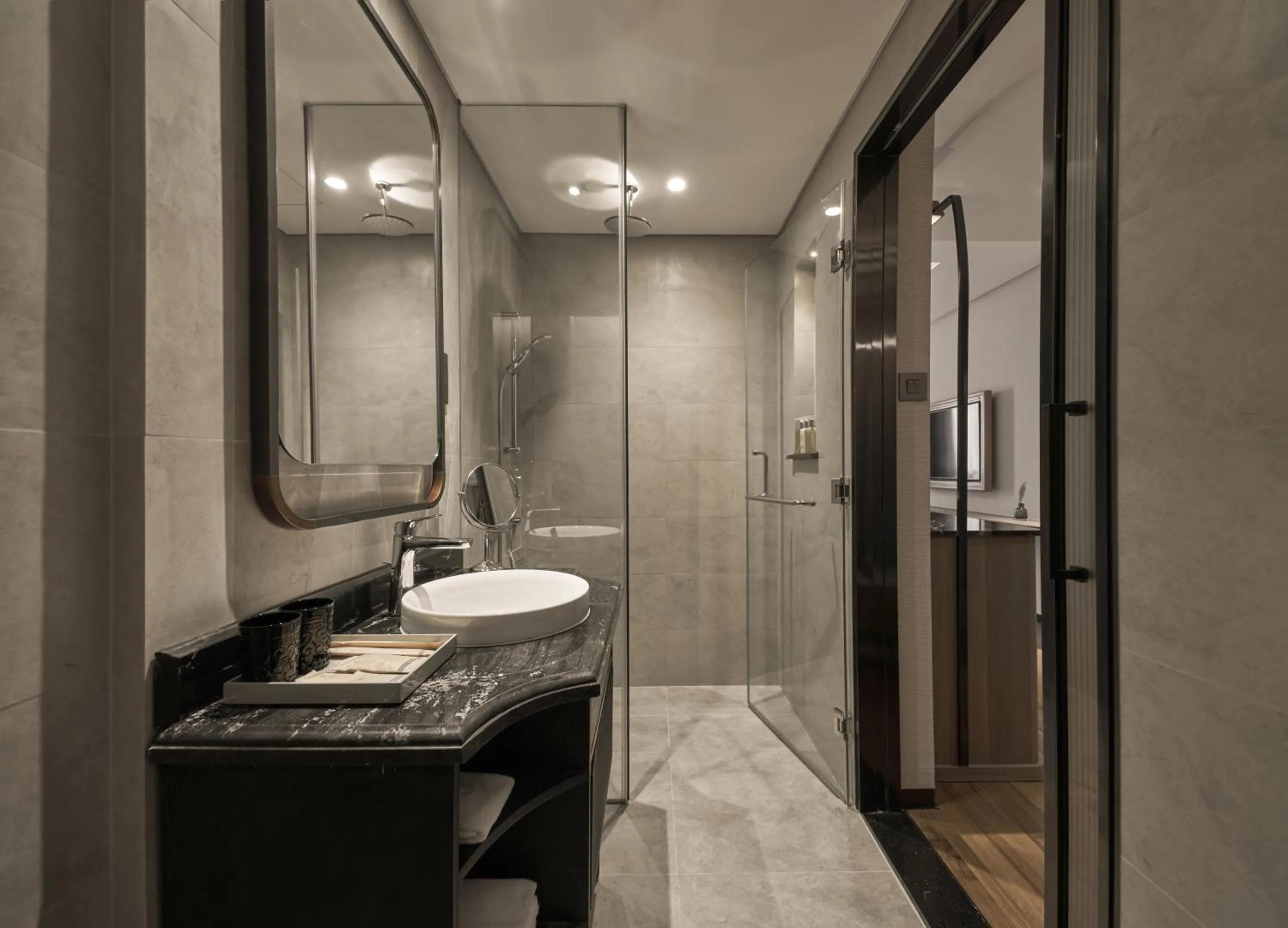 Shower in La Siesta Premium Saigon