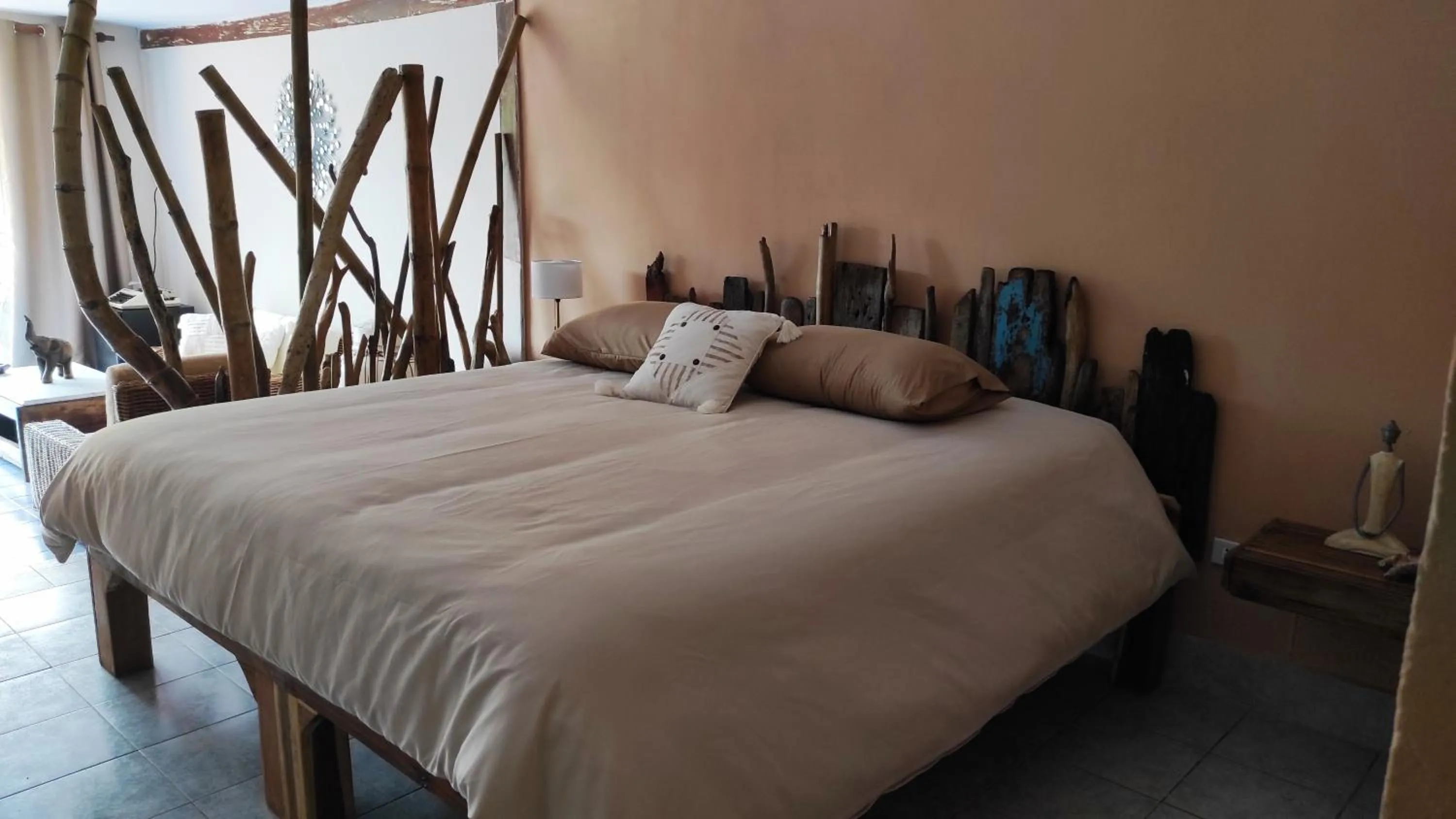 Bed in Baan sikhao Yanui