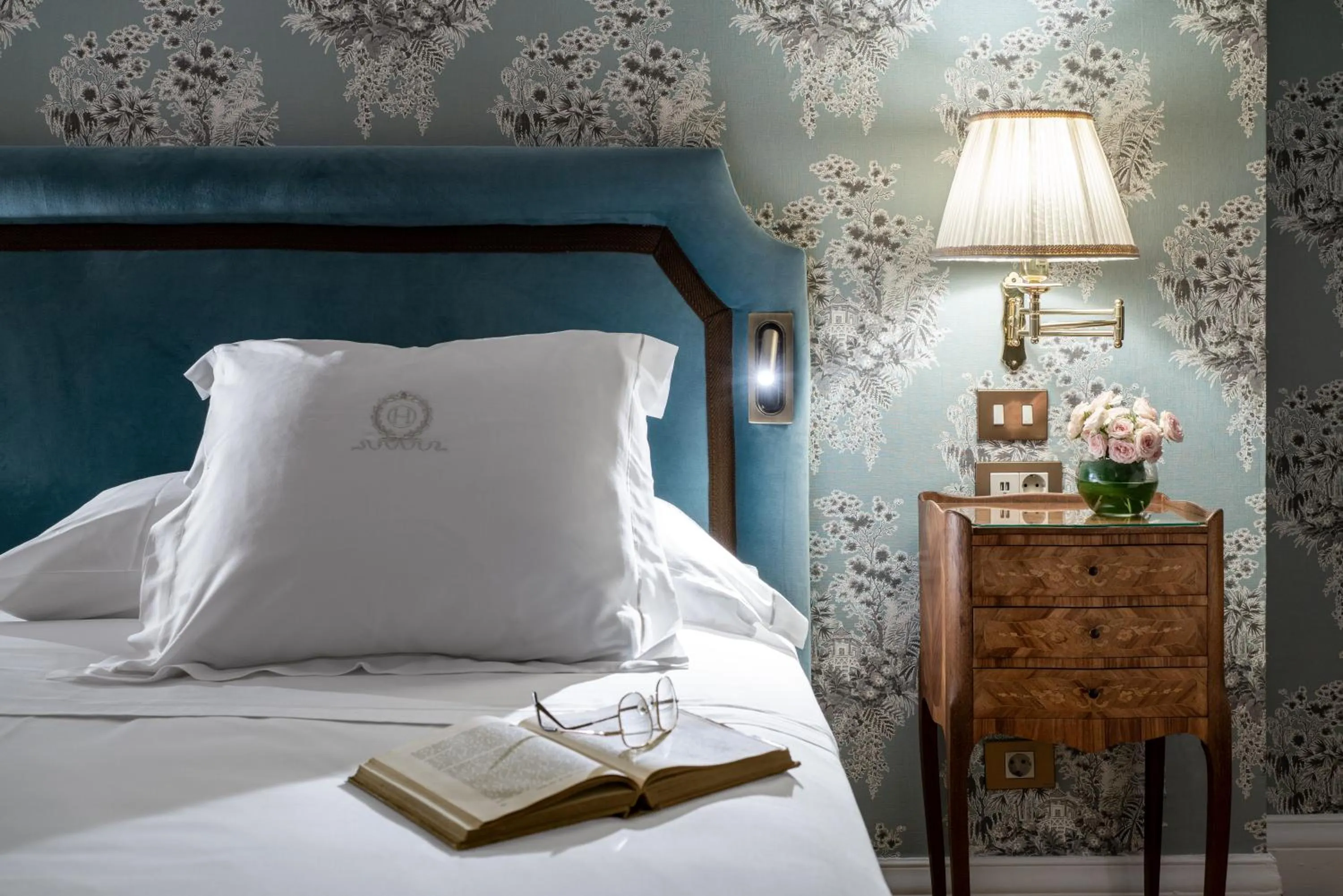 Decorative detail, Bed in Relais & Châteaux Hotel Orfila