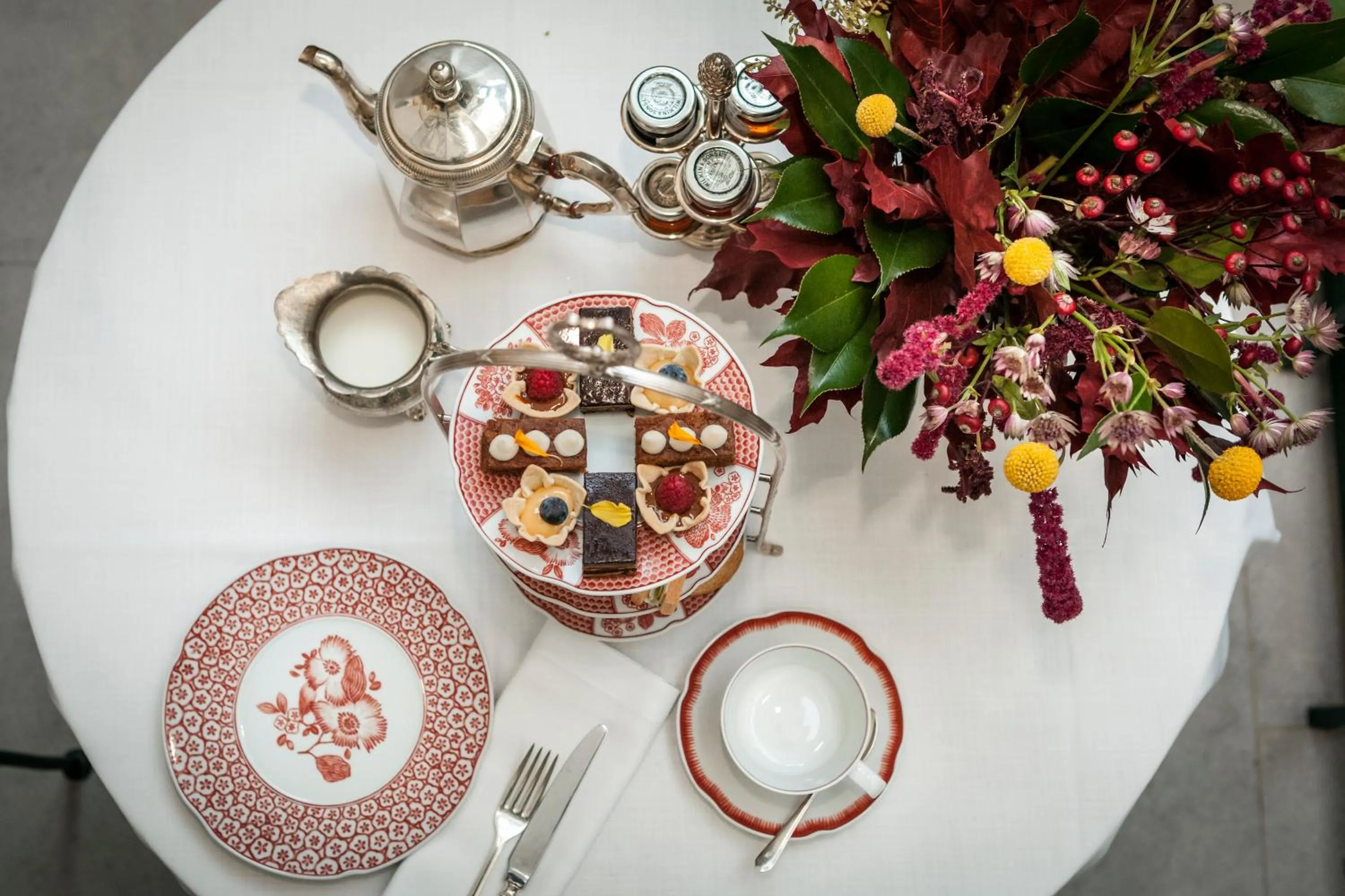 Coffee/tea facilities in Relais & Châteaux Hotel Orfila
