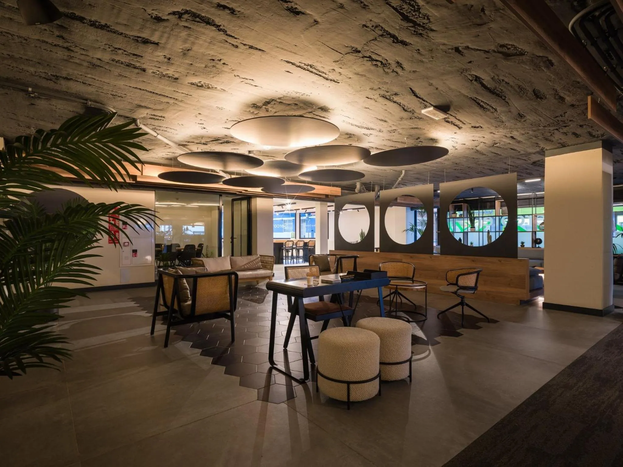 Decorative detail in Sercotel Playa Canteras