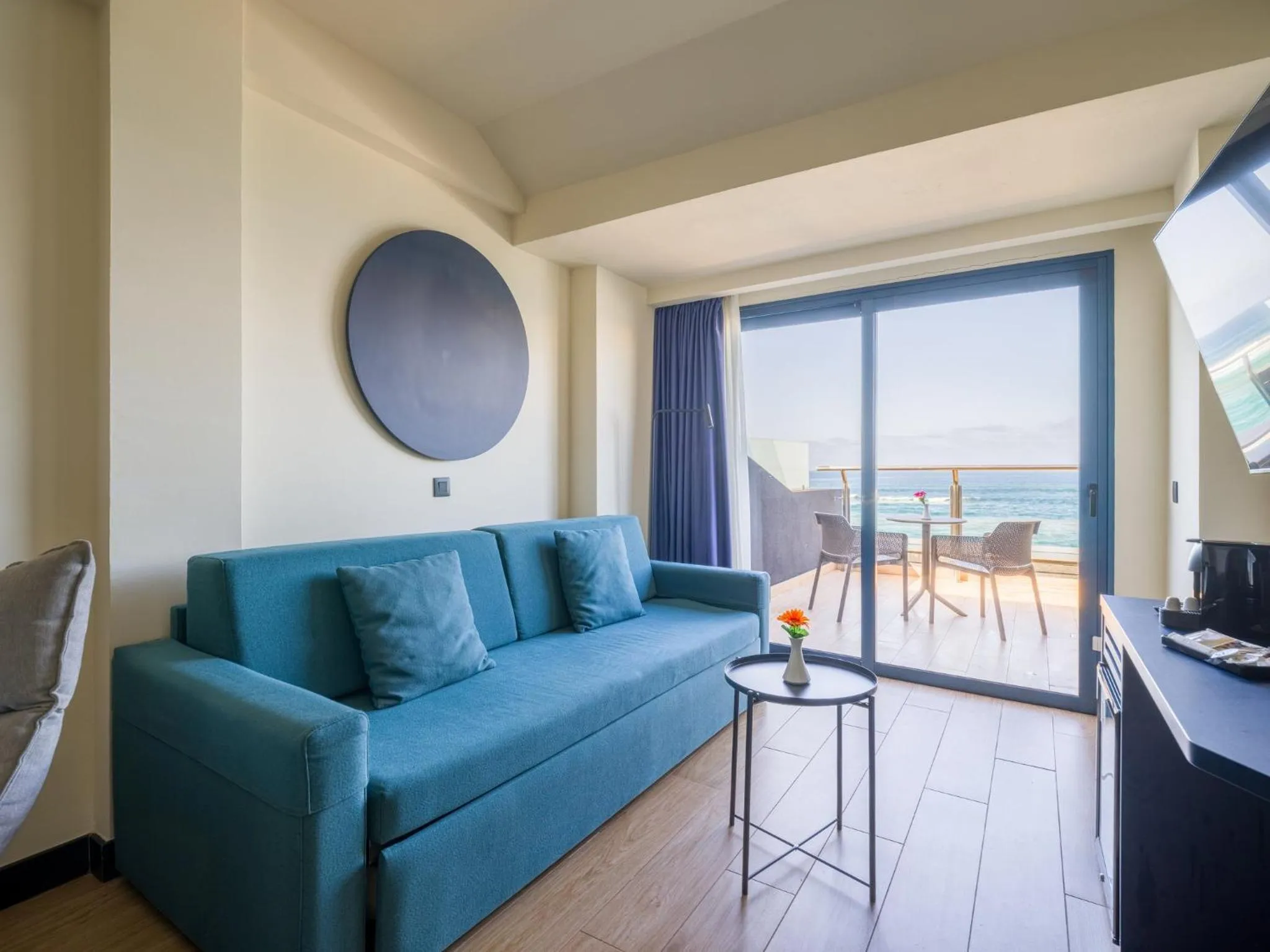 Photo of the whole room in Sercotel Playa Canteras