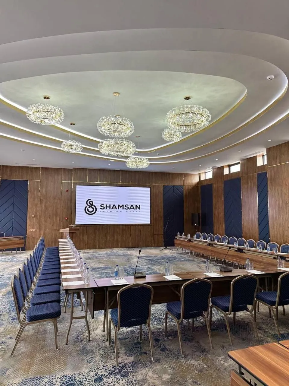 Meeting/conference room in Shamsan Airport Hotel