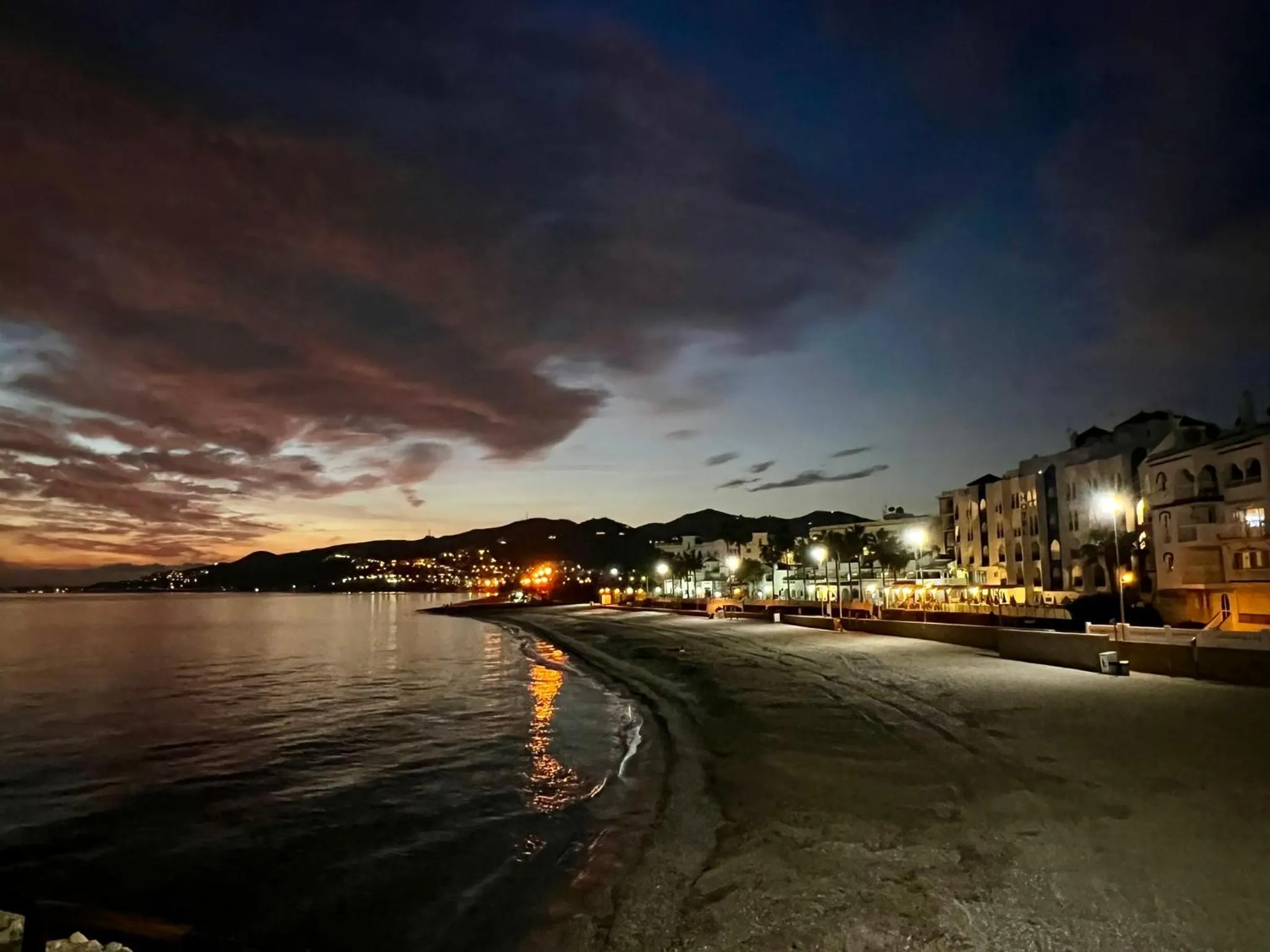 Beach in Perla Marina