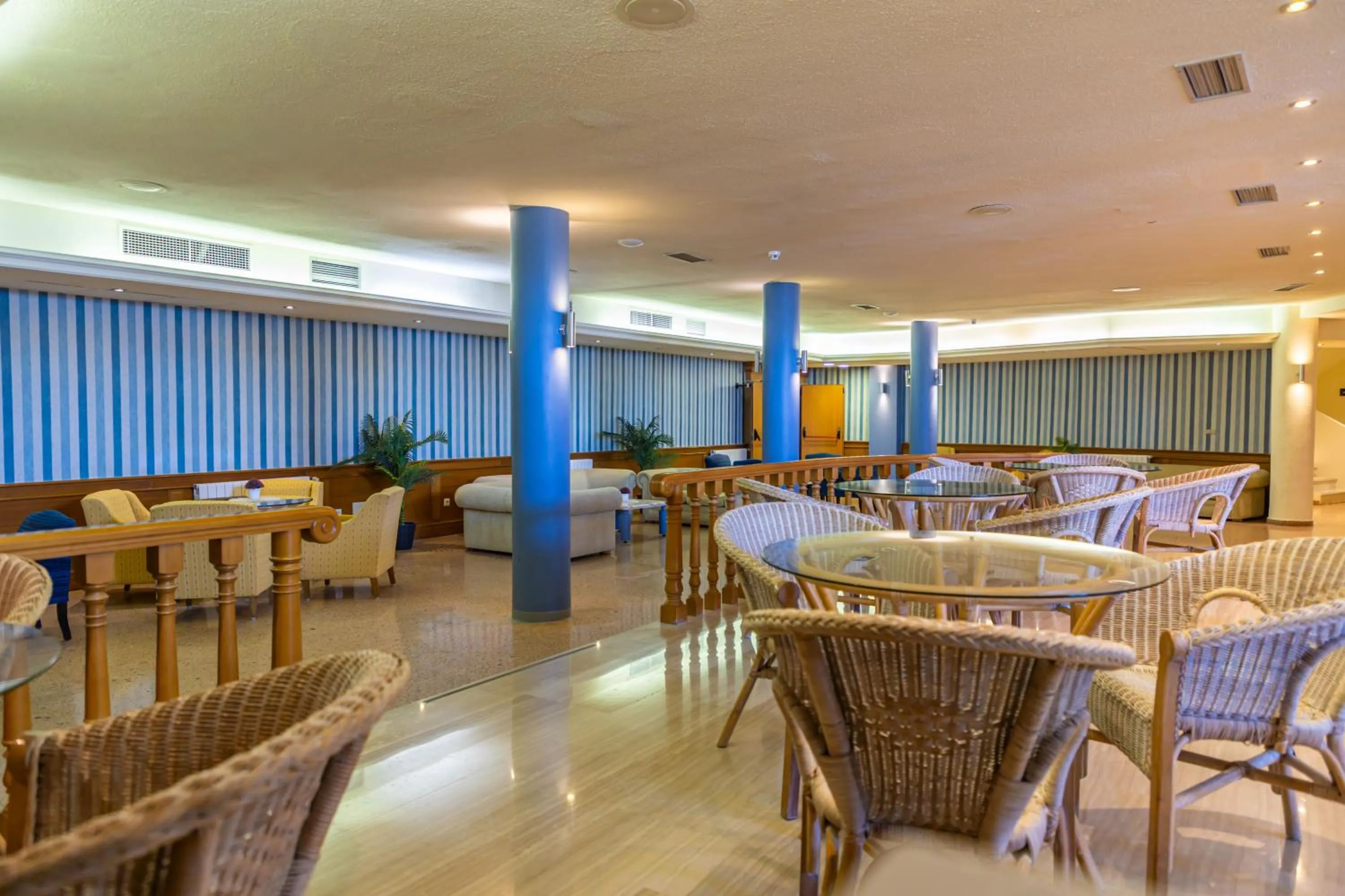 Area and facilities in Perla Marina