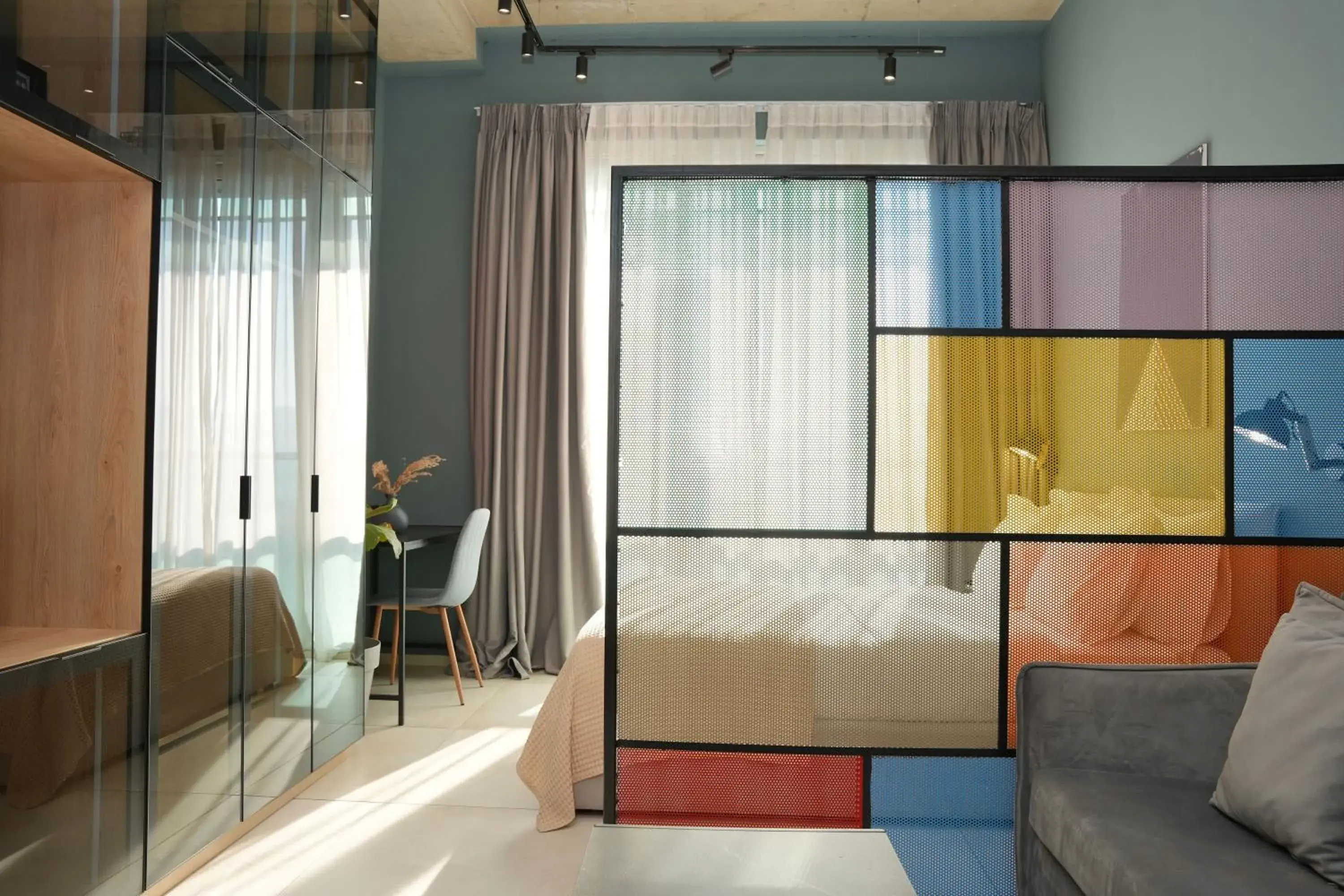 Apartment with Balcony in Ambassador Skyline Apartments Apartment with Balcony in Ambassador Skyline Apartments