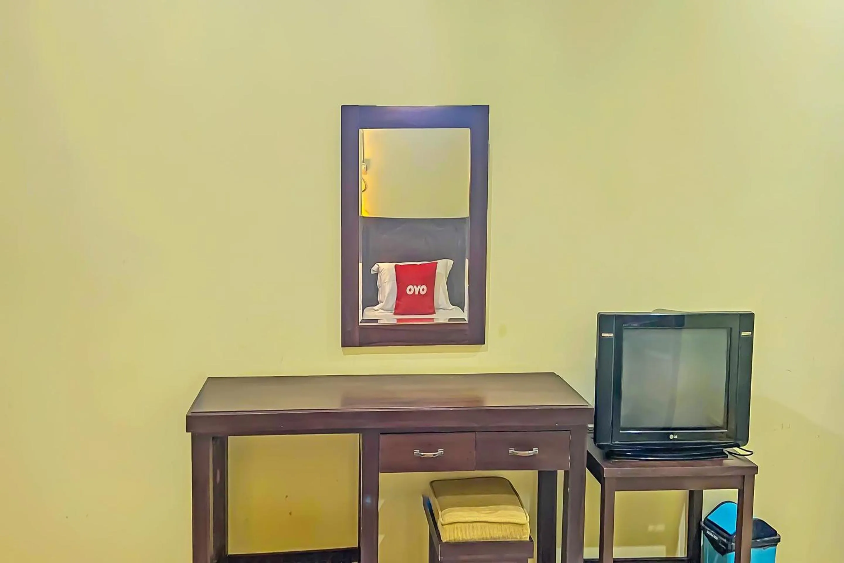 Bedroom in Hotel O Gajah Mada Indah