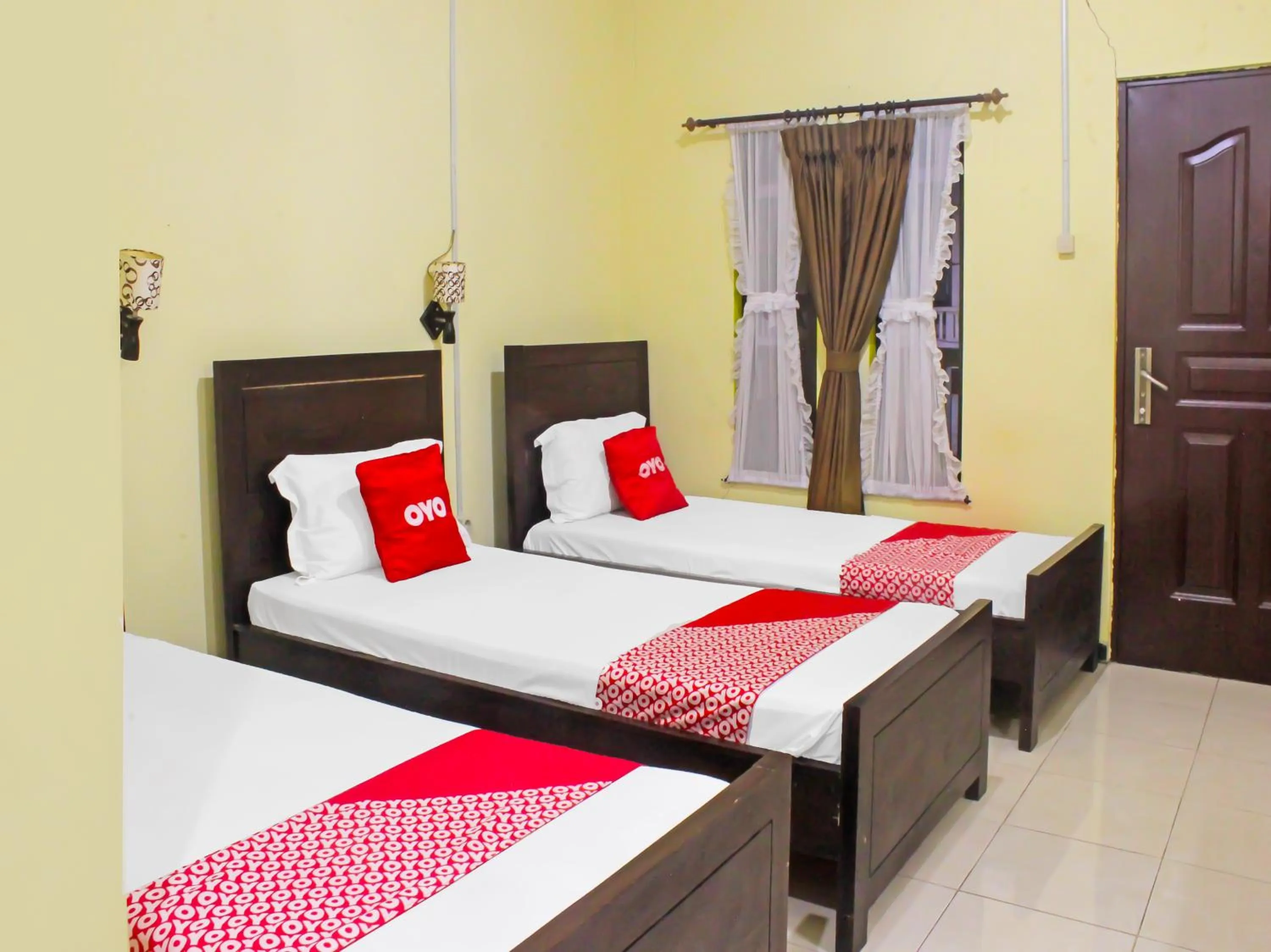 Bedroom in Hotel O Gajah Mada Indah