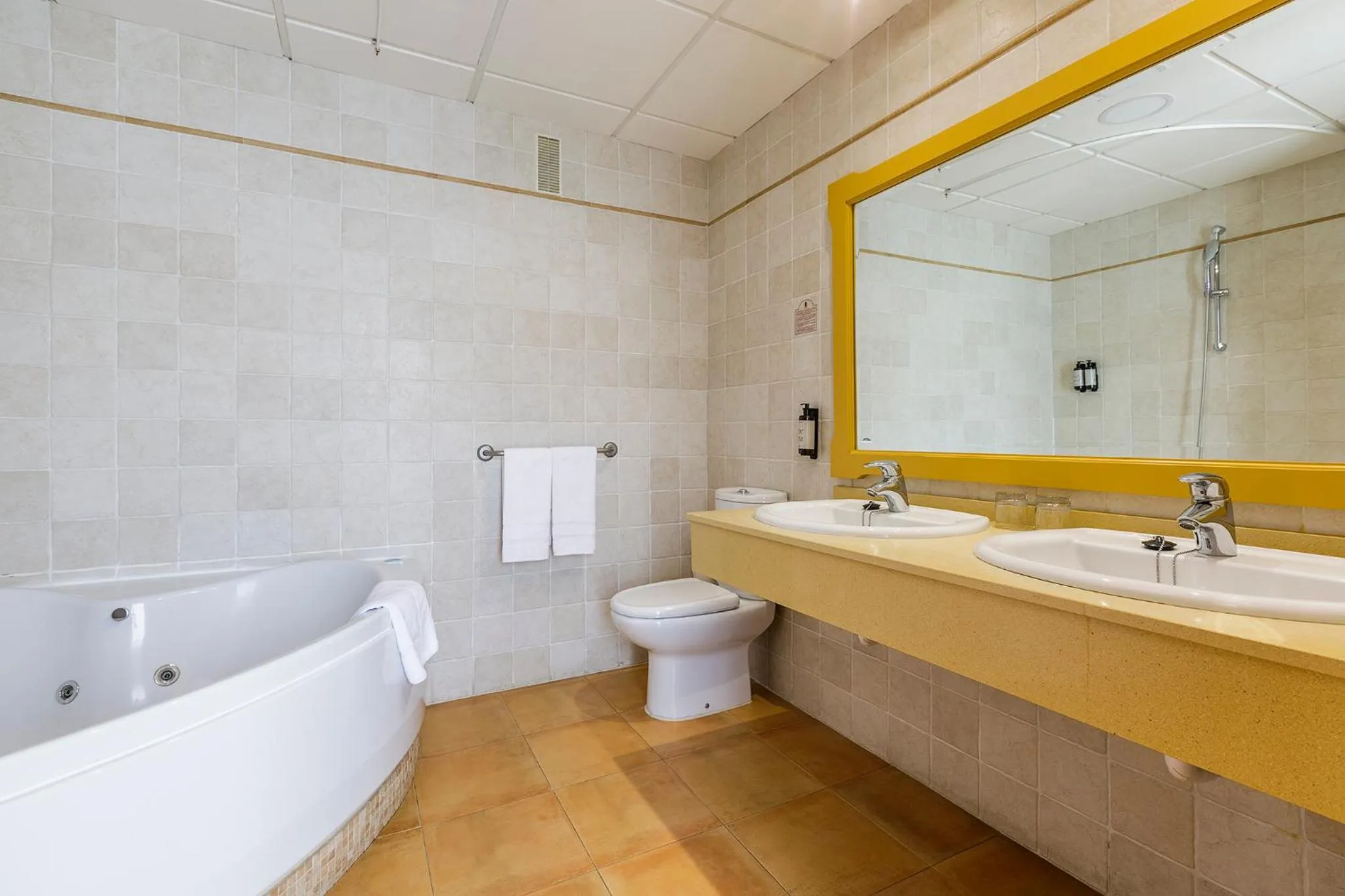 Hotel Almijara - Mares