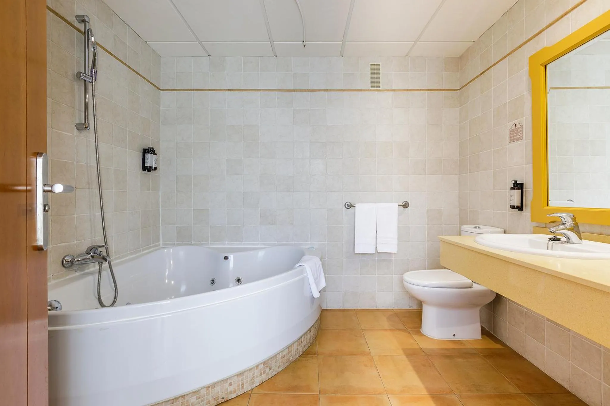 Hotel Almijara - Mares