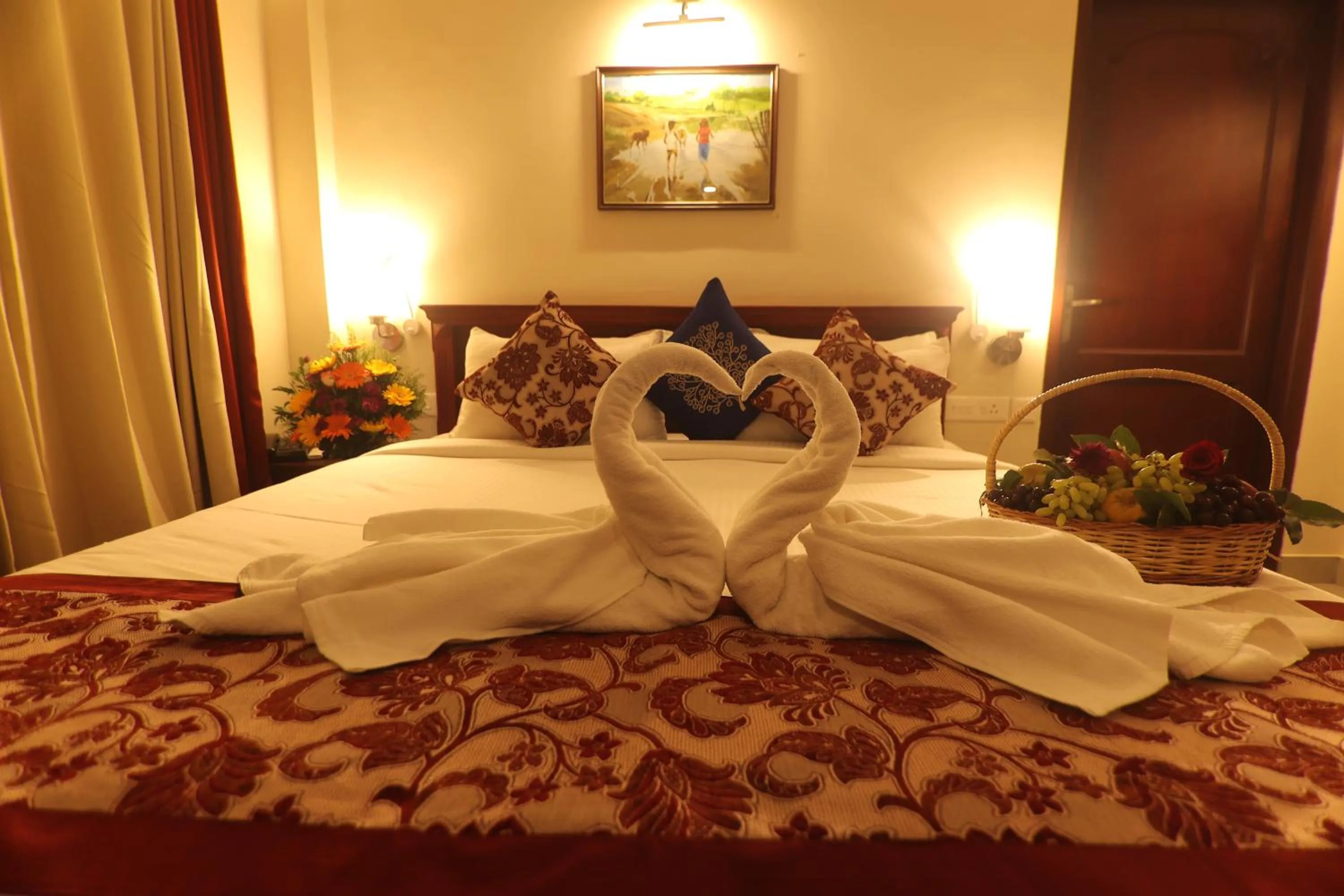 towels, Bed in Hotel Seven Hills