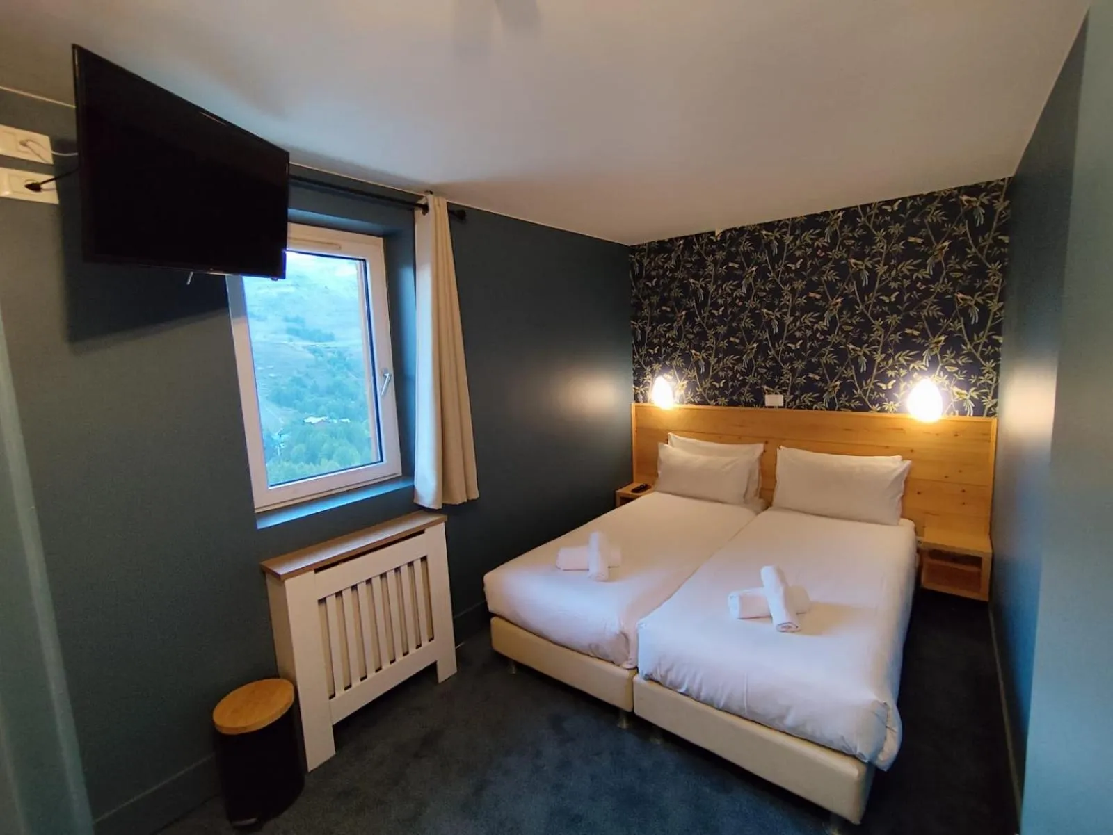 Bed in Hotel Turan & Spa