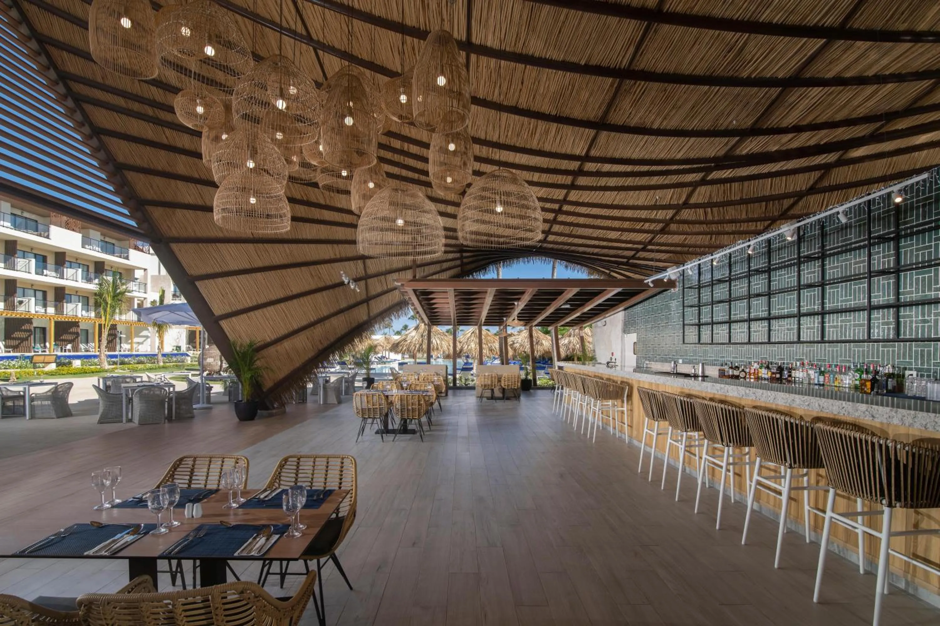 Lounge or bar in Serenade All Suites - Adults Only Resort