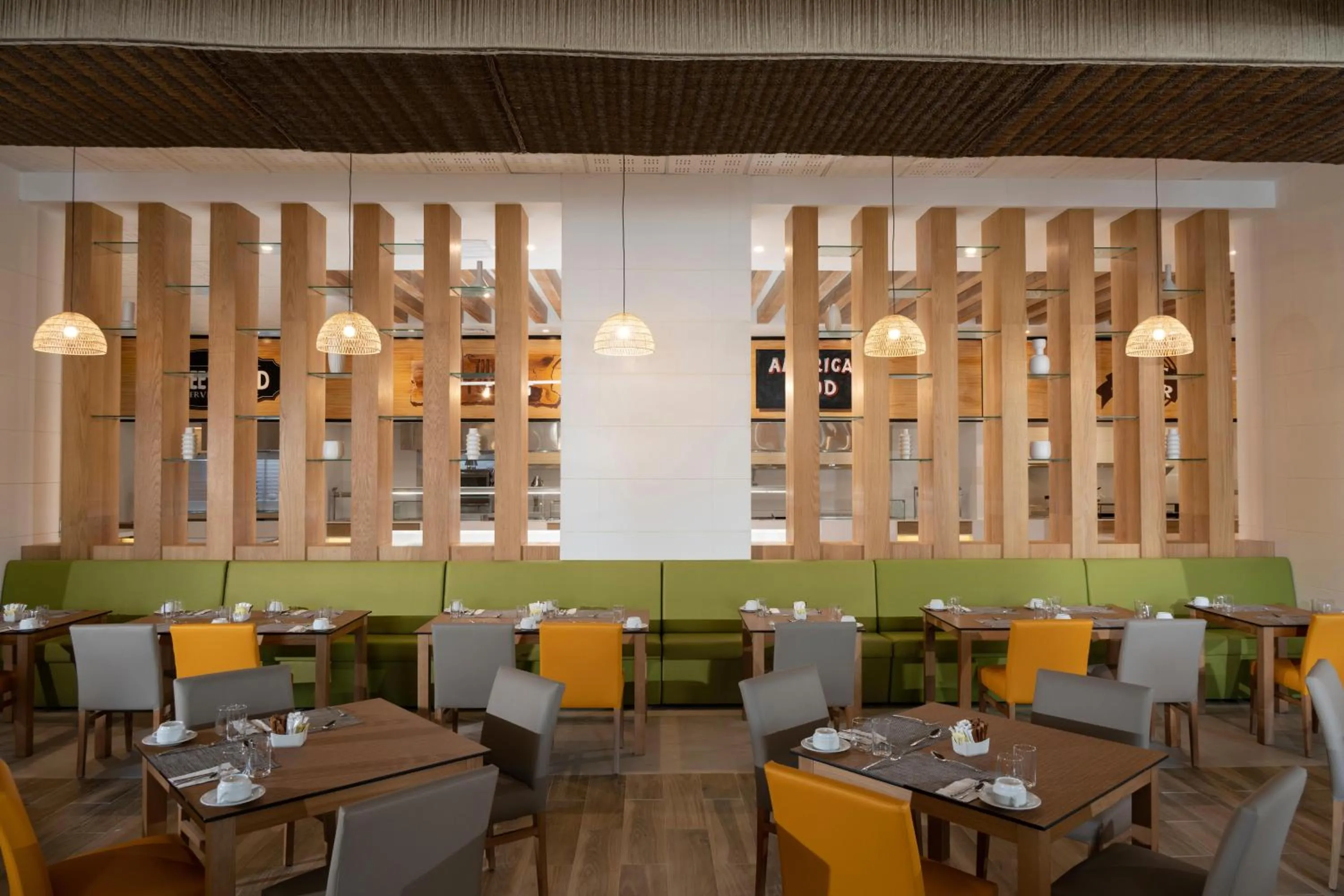 Restaurant/places to eat in Serenade All Suites - Adults Only Resort