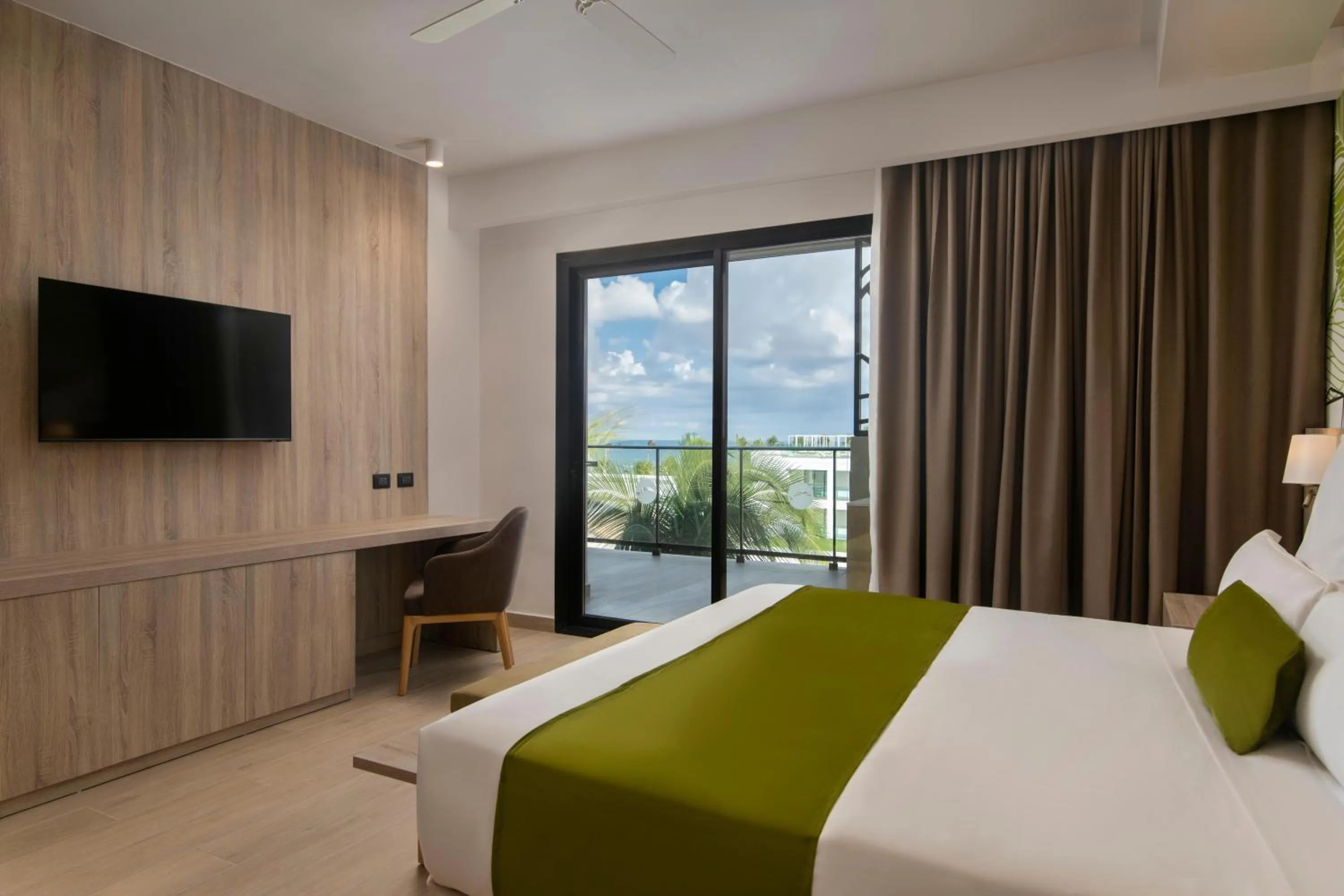 Photo of the whole room, Bed in Serenade All Suites - Adults Only Resort