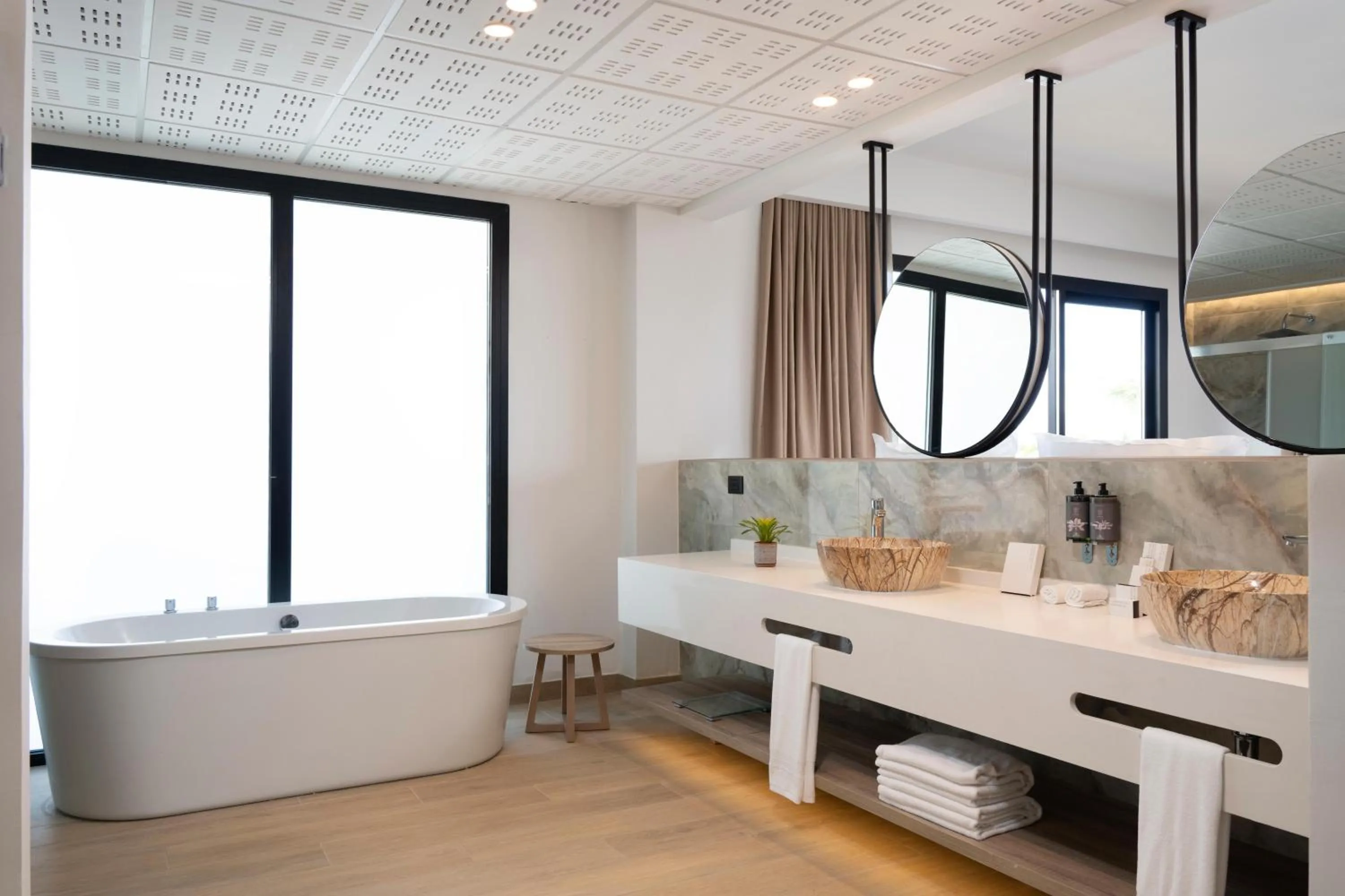 Bathroom in Serenade All Suites - Adults Only Resort